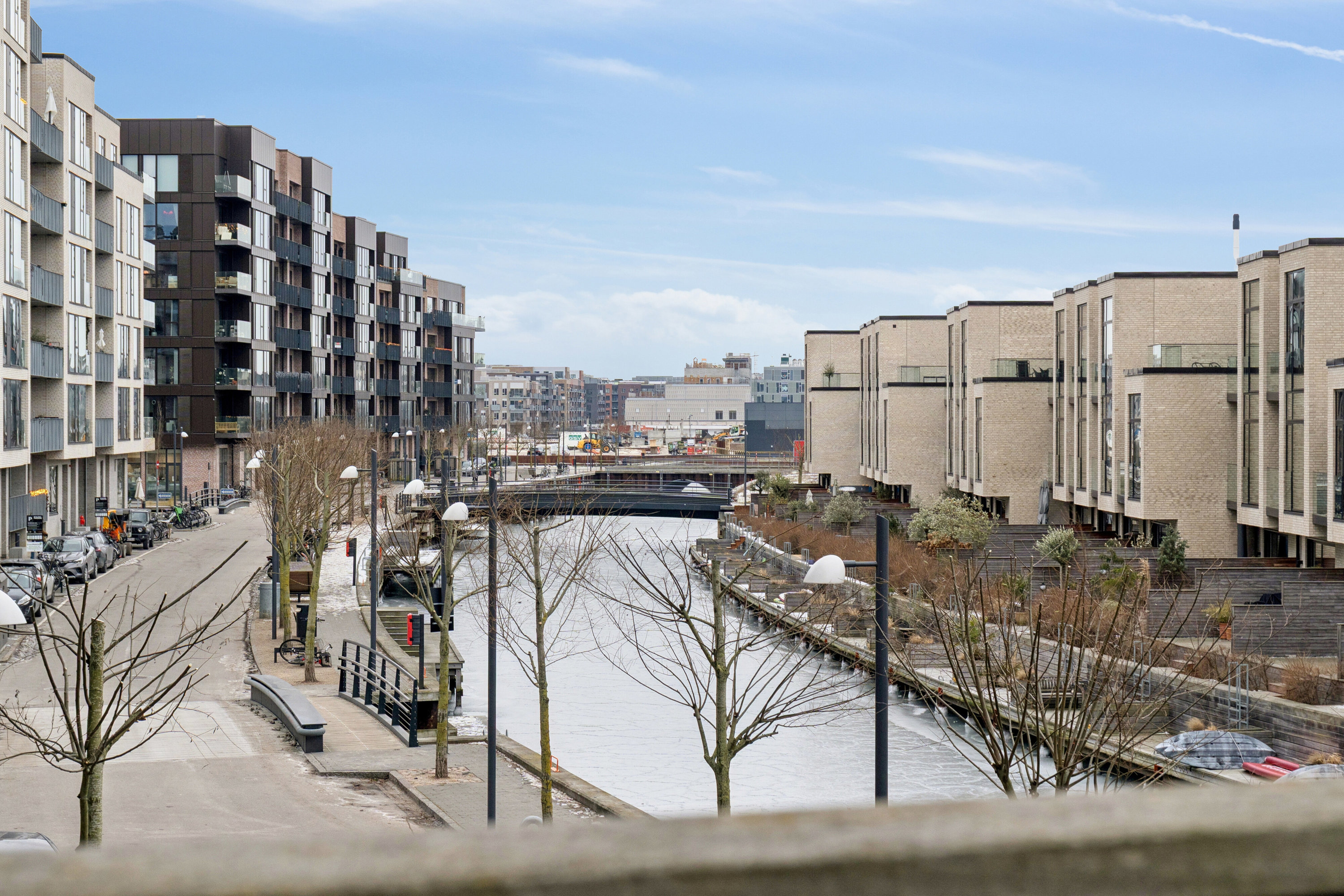Fremhævet altan billede i fuldskærmstilstand. Billede af Martin Luther Kings Vej 13, 1. tv., 2450 København SV