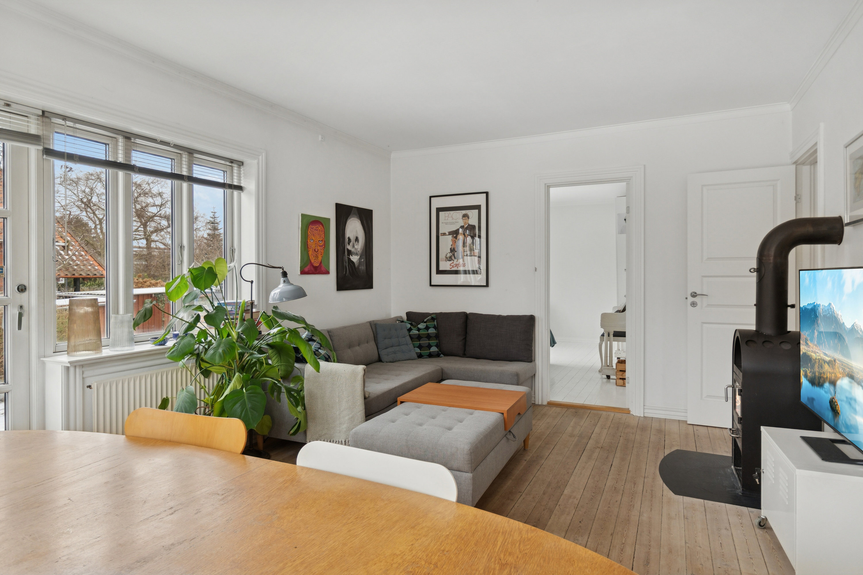 Fremhævet stue billede i fuldskærmstilstand. Billede af Valhøjs Alle 37, 2610 Rødovre