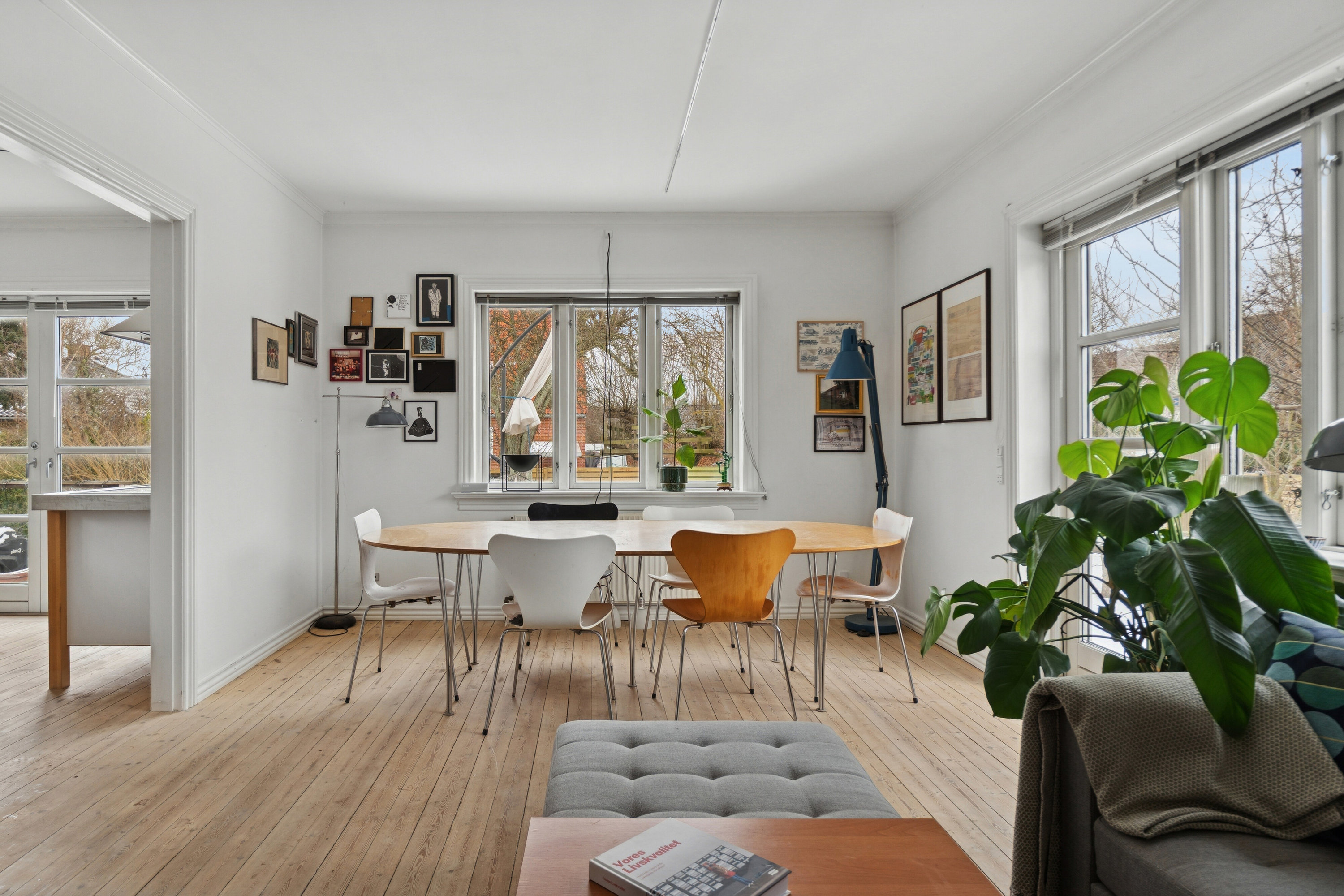 Fremhævet spisestue billede i fuldskærmstilstand. Billede af Valhøjs Alle 37, 2610 Rødovre