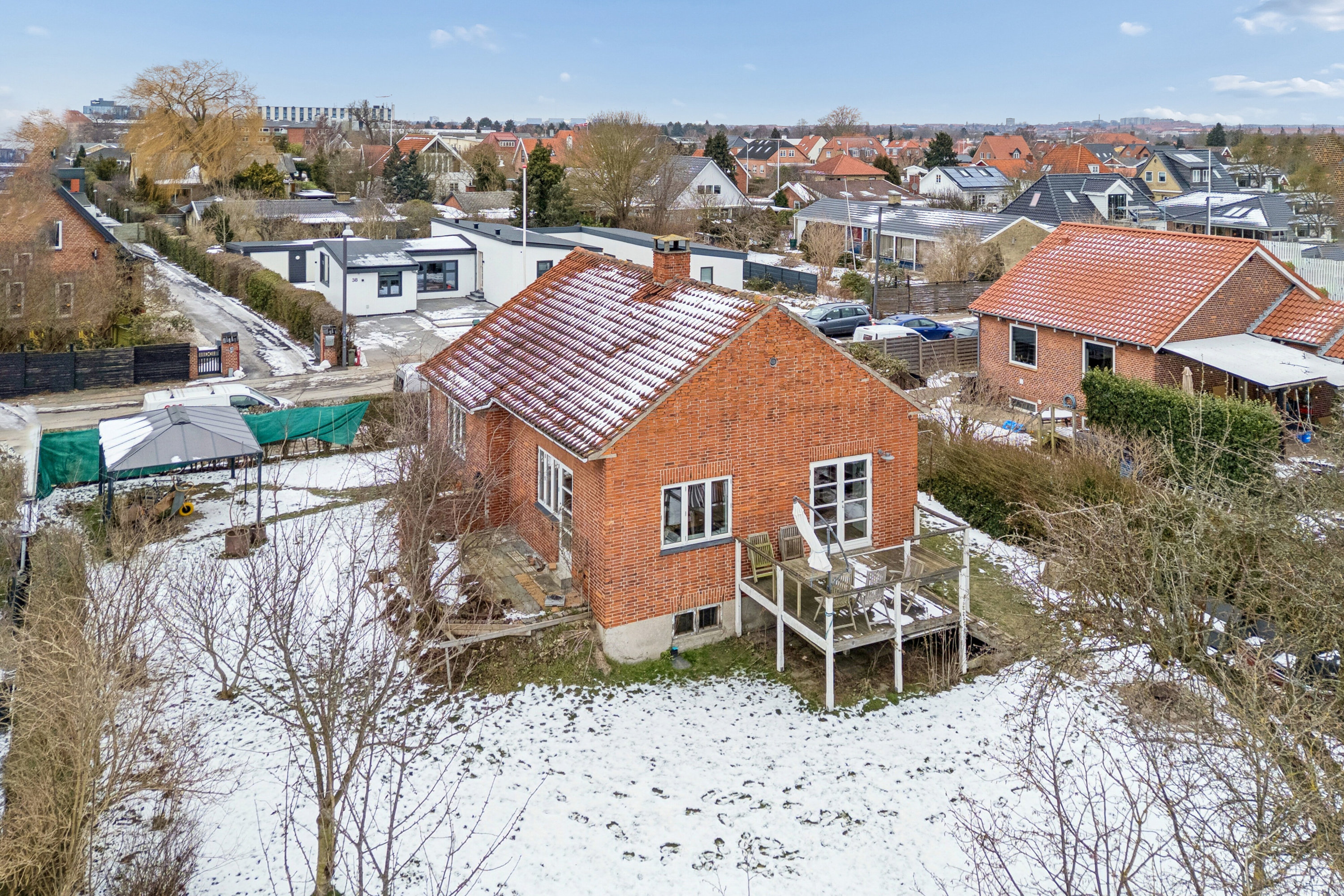 Fremhævet luftfoto billede i fuldskærmstilstand. Billede af Valhøjs Alle 37, 2610 Rødovre