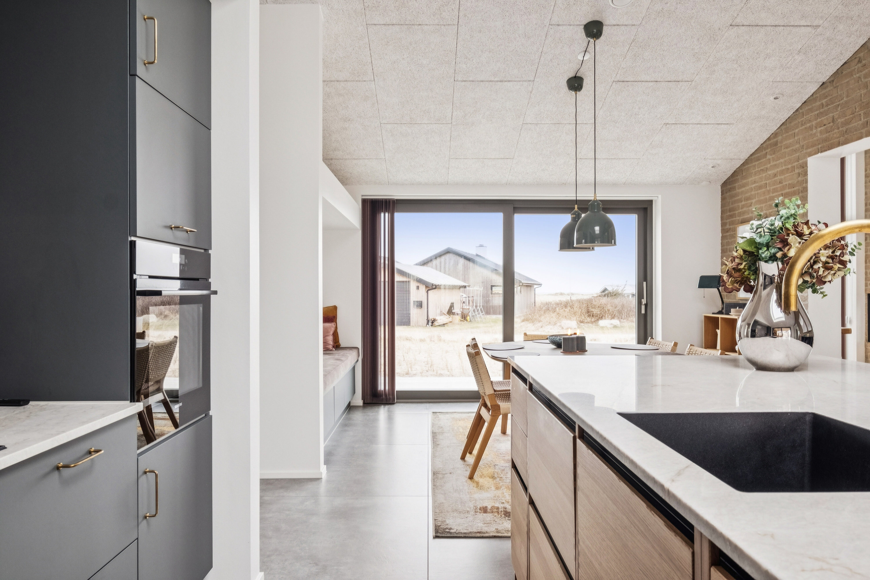 Fremhævet køkken billede i fuldskærmstilstand. Billede af Ved Stranden 5, Skal Klit, 9800 Hjørring