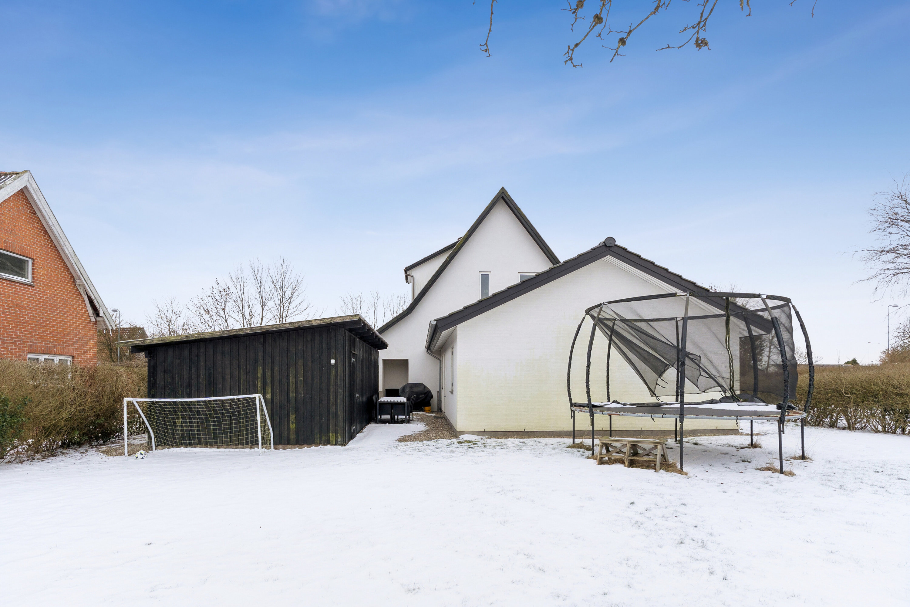 Fremhævet set fra haven billede i fuldskærmstilstand. Billede af Assensvej 30, Kirkeby, 5771 Stenstrup