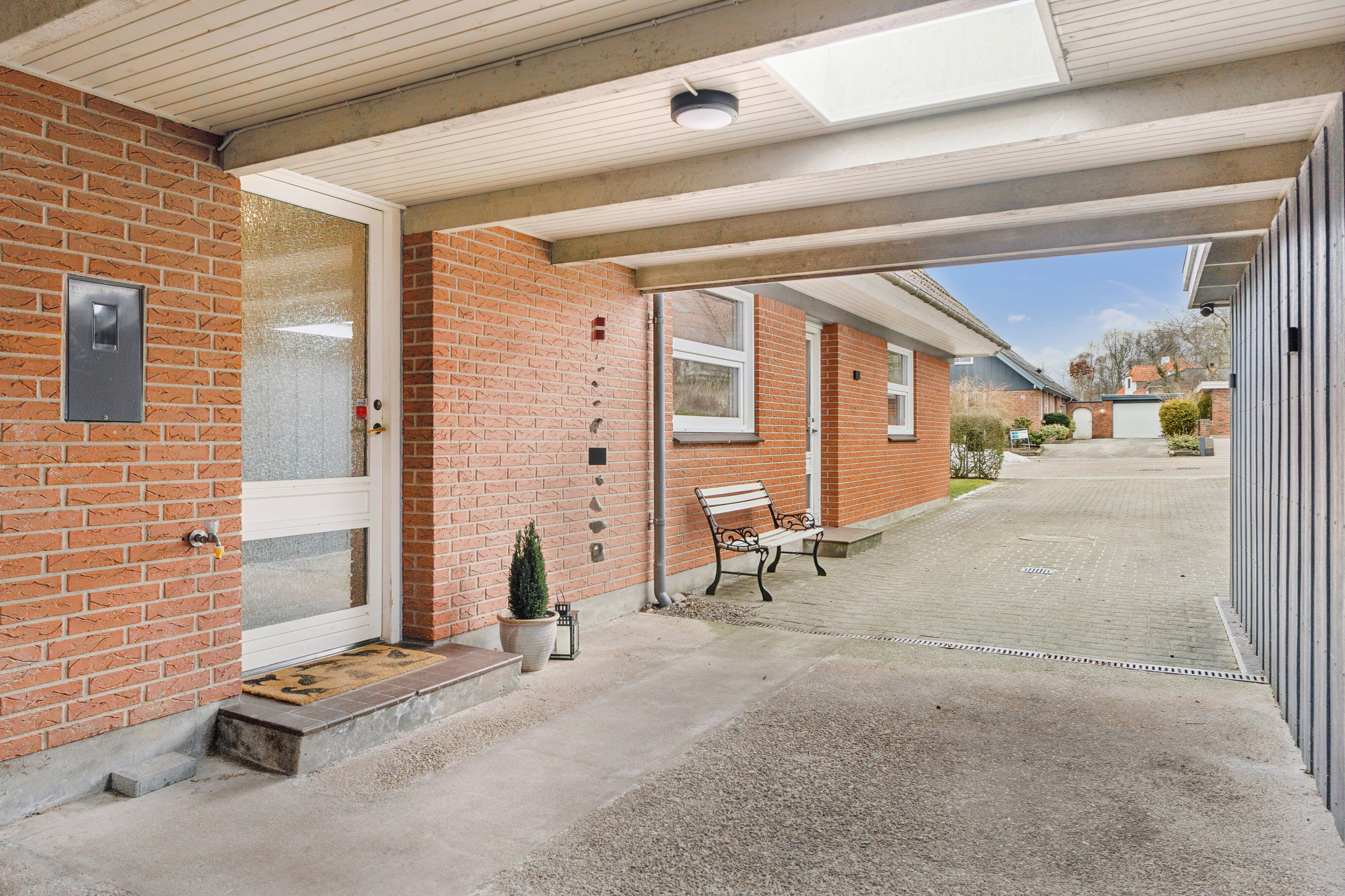 Fremhævet udendørs billede i fuldskærmstilstand. Billede af Valmuevej 6, 9870 Sindal