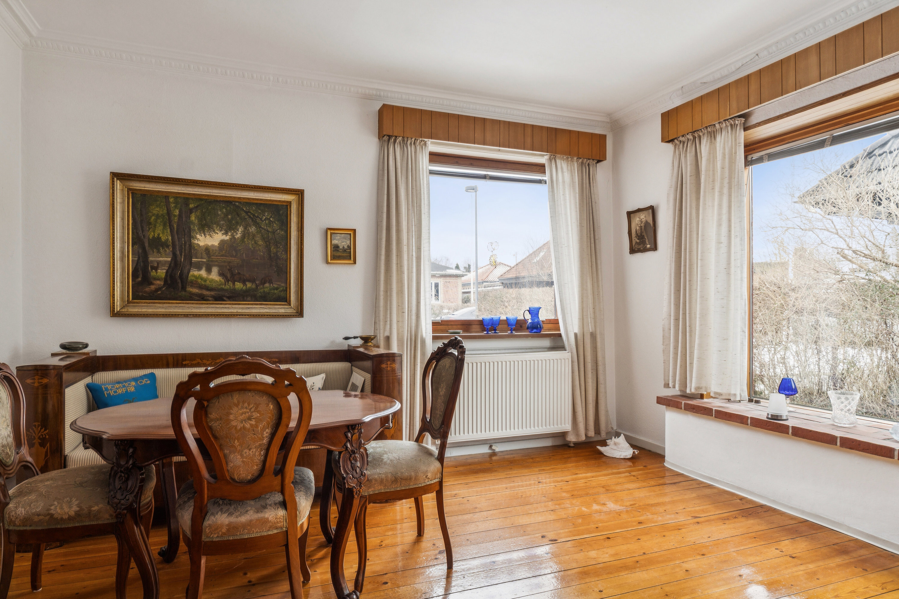 Fremhævet spisestue billede i fuldskærmstilstand. Billede af Nordbyvej 16, 2720 Vanløse