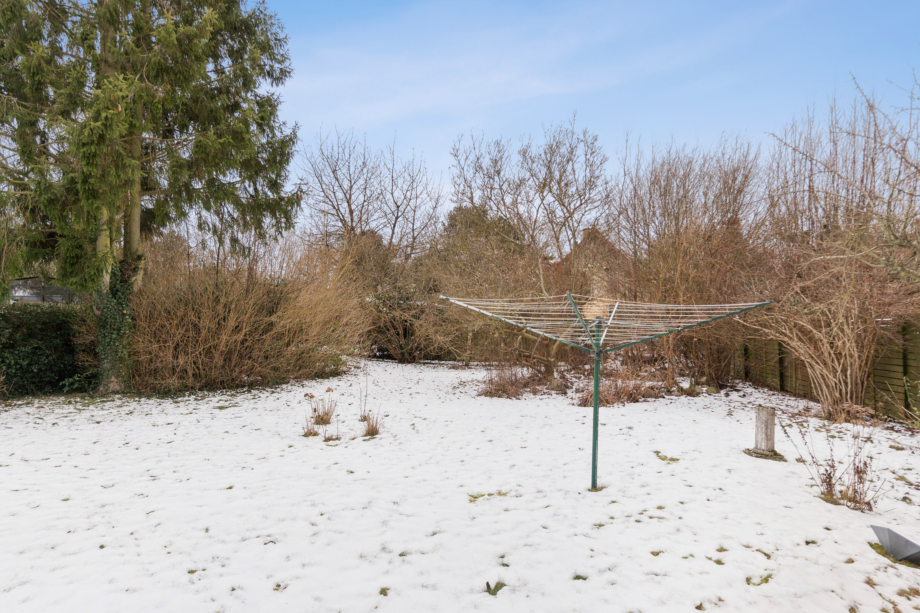 Fremhævet udendørs billede i fuldskærmstilstand. Billede af Nordbyvej 16, 2720 Vanløse