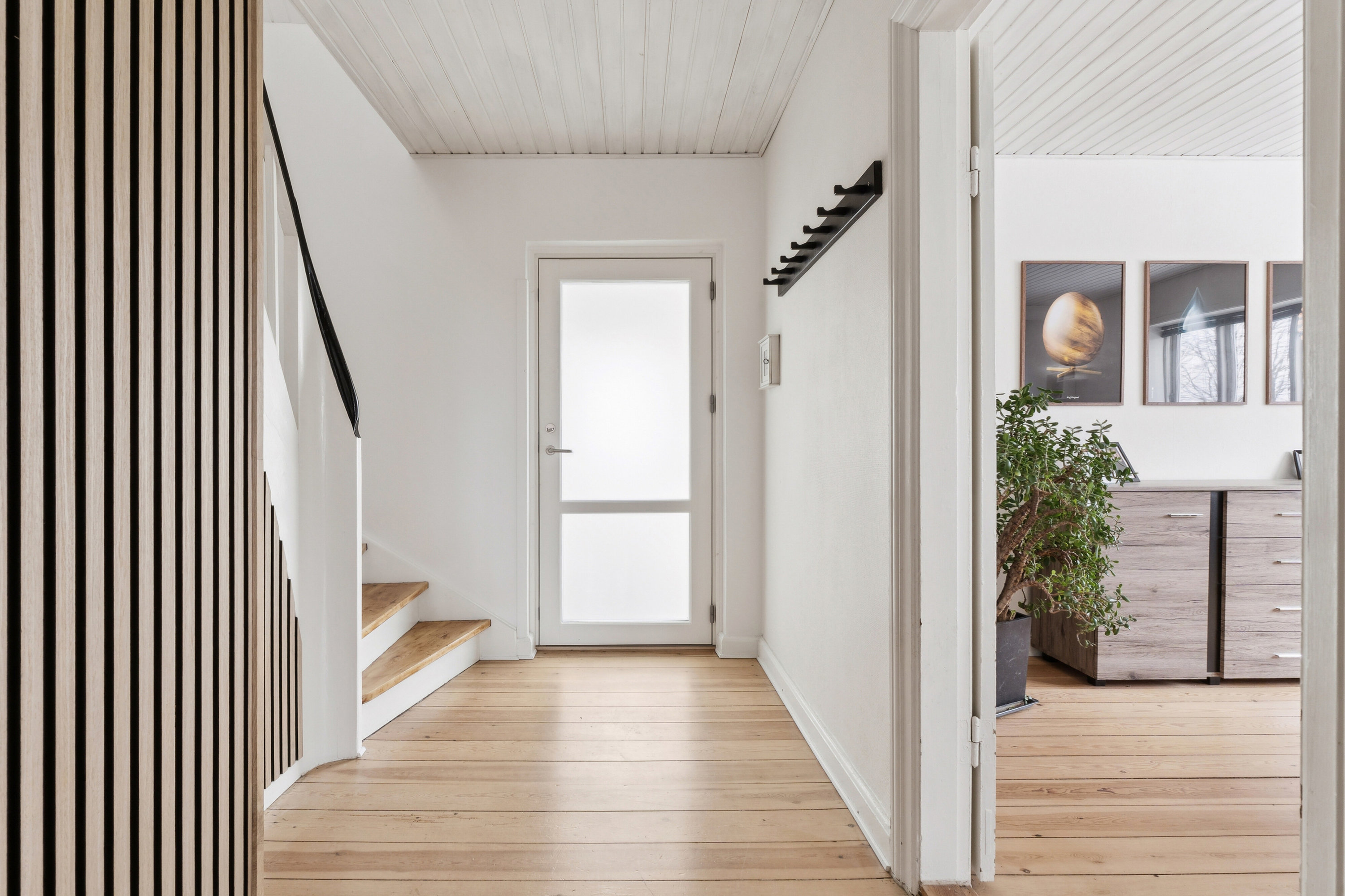 Fremhævet hall billede i fuldskærmstilstand. Billede af Assensvej 30, Kirkeby, 5771 Stenstrup