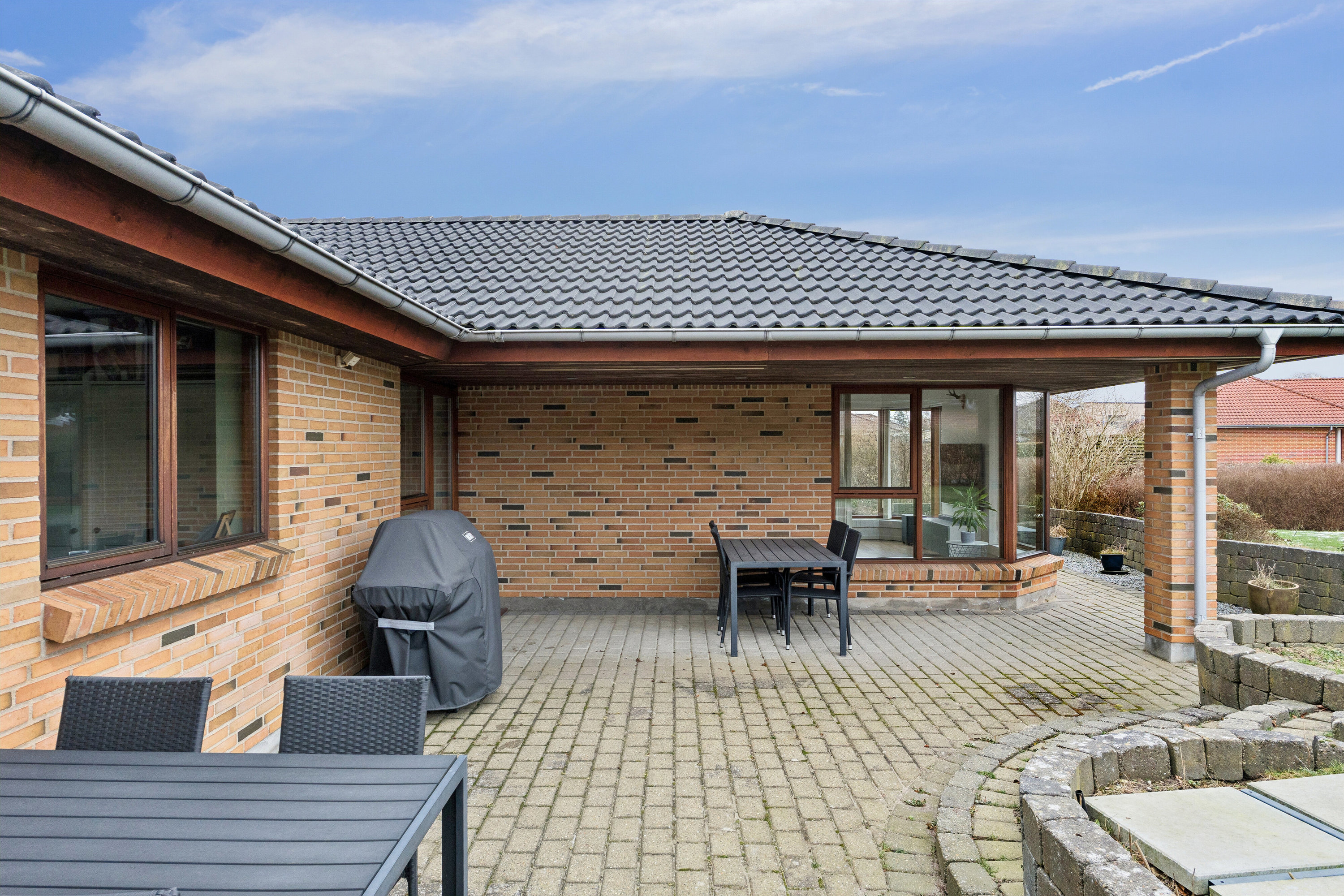 Fremhævet udendørs billede i fuldskærmstilstand. Billede af Rosenhaven 1, 8620 Kjellerup