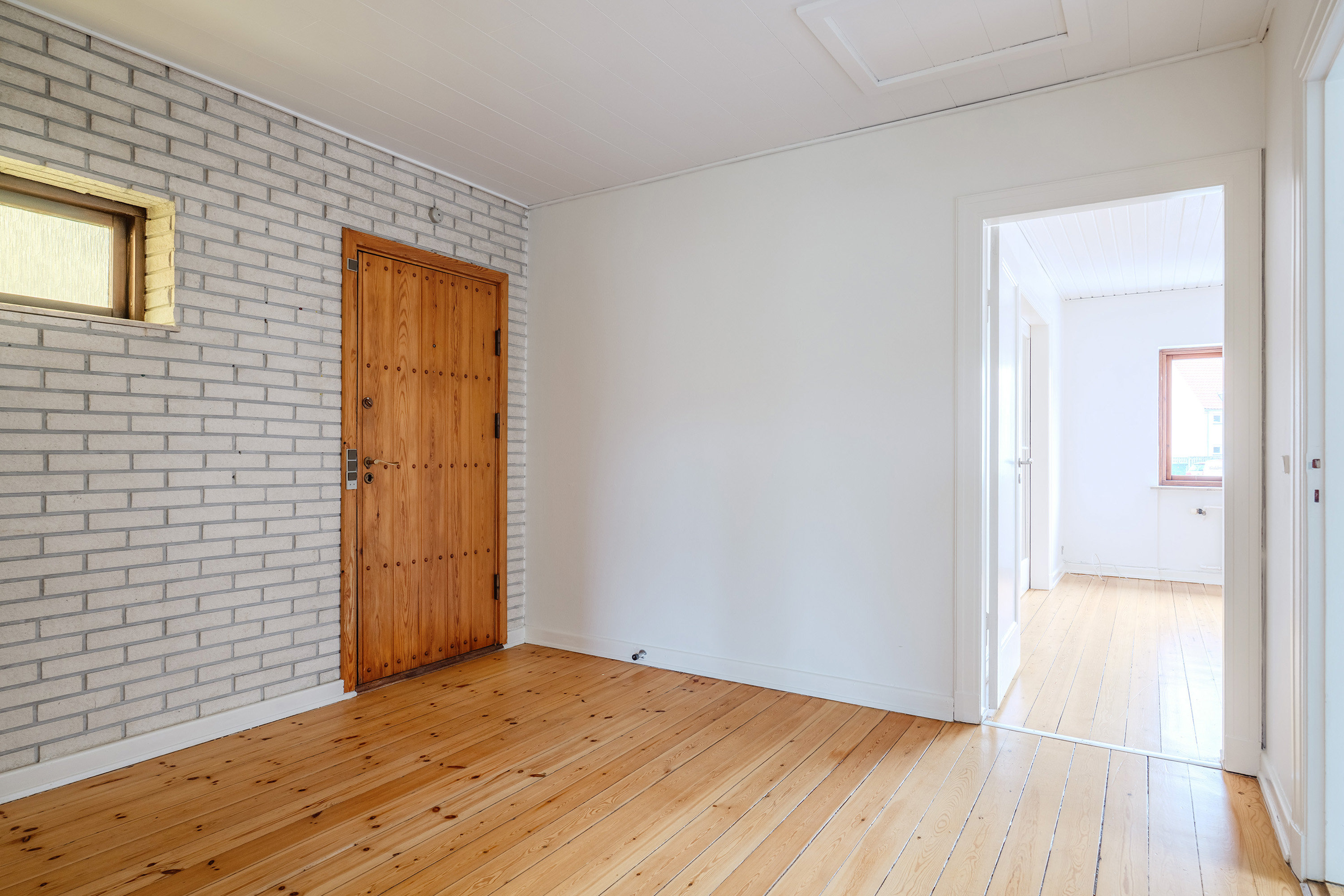 Fremhævet entré billede i fuldskærmstilstand. Billede af Baagøesgade 10, 4800 Nykøbing F