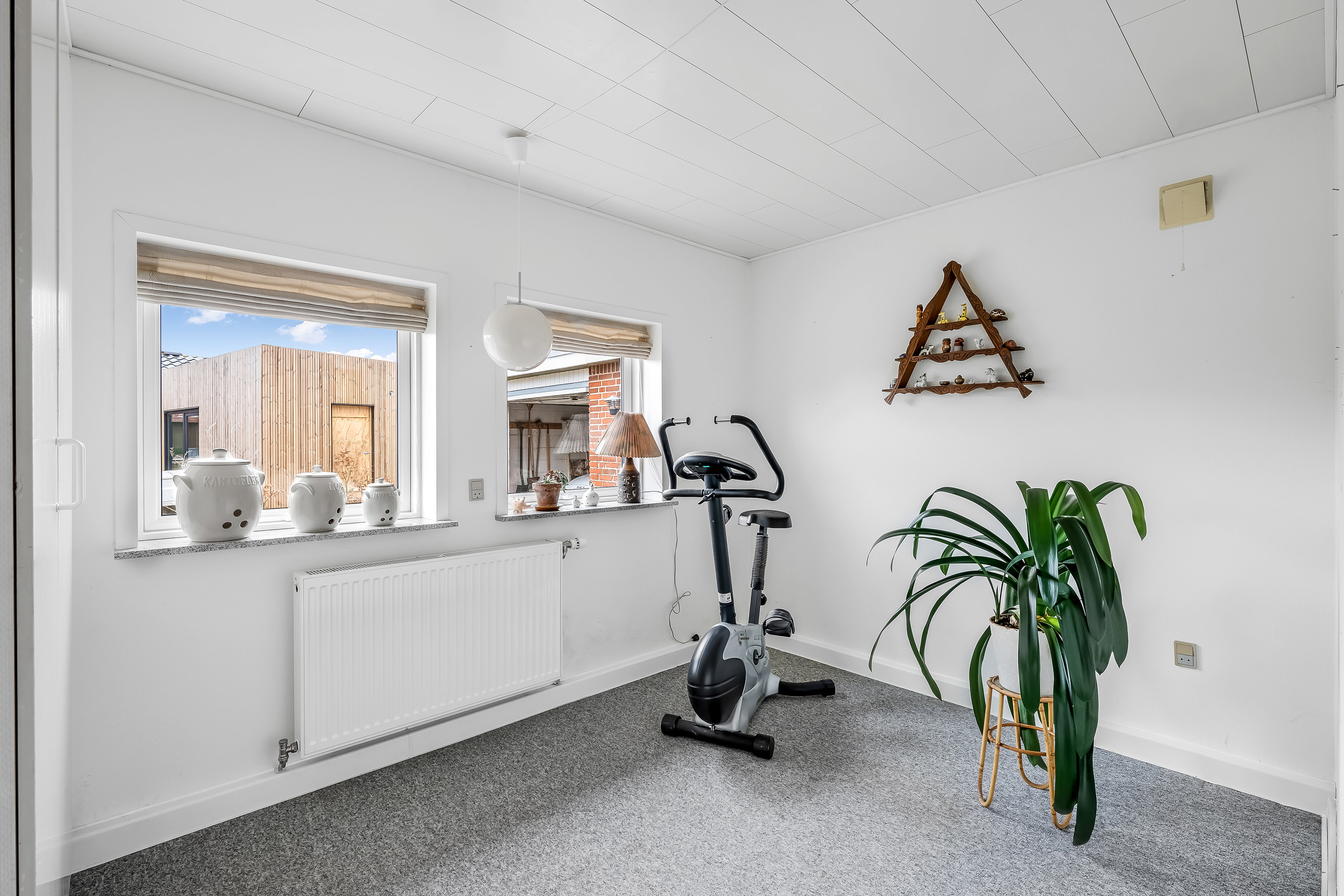 Fremhævet værelse billede i fuldskærmstilstand. Billede af Skyttegårdsvej 8, 6780 Skærbæk