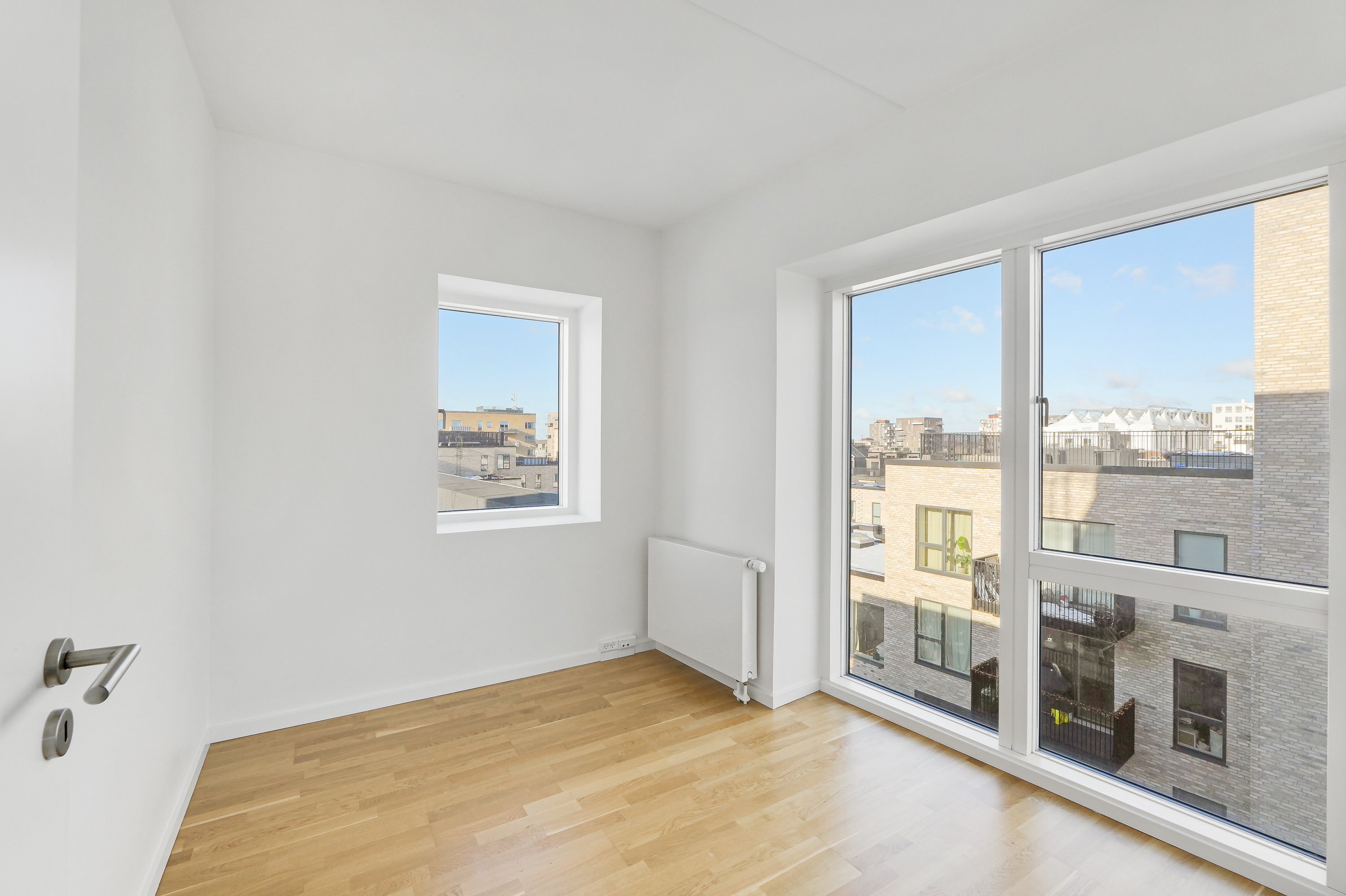 Fremhævet andet billede i fuldskærmstilstand. Billede af Robert Jacobsens Vej 38A, 4. th., 2300 København S