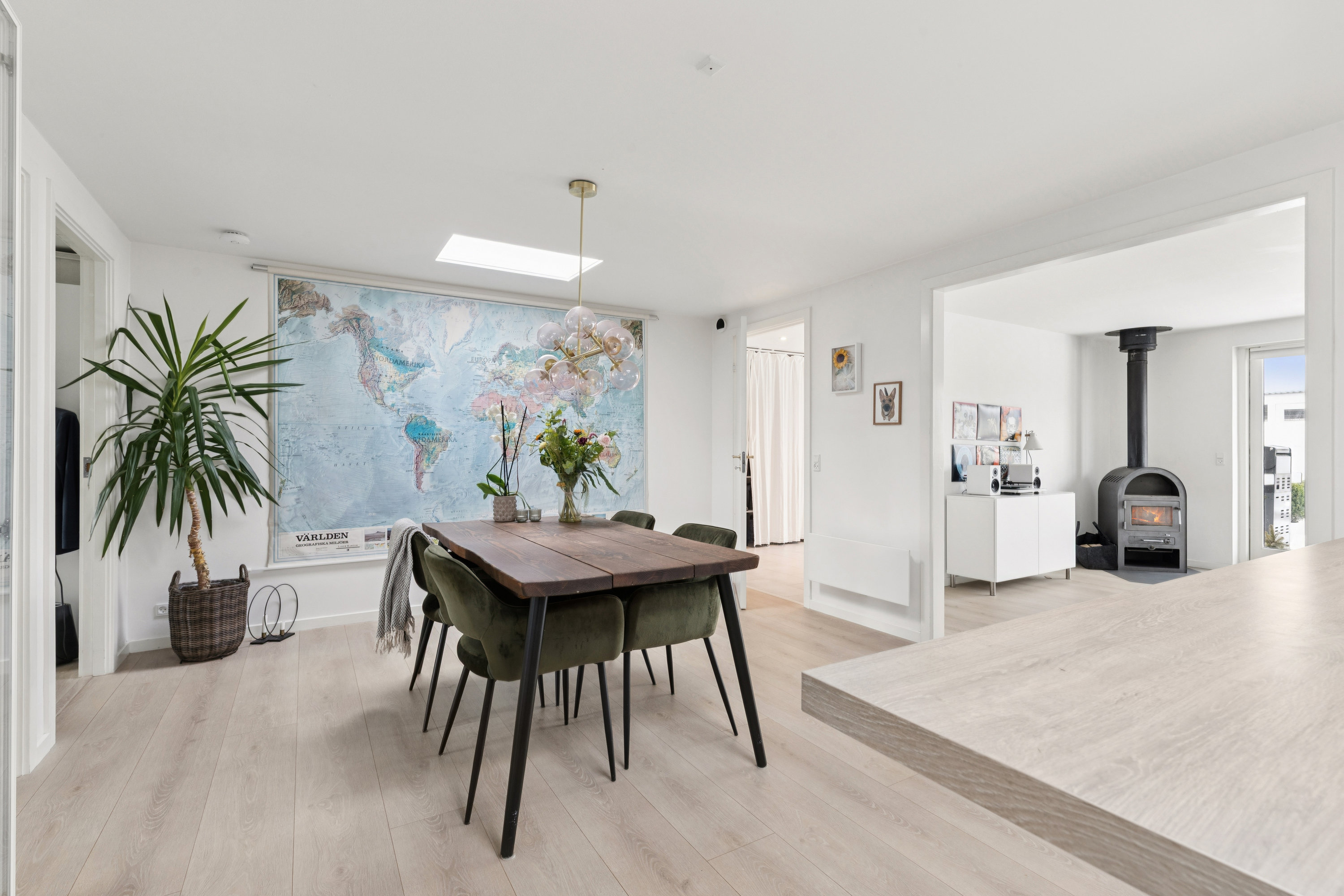 Fremhævet spisestue billede i fuldskærmstilstand. Billede af Bavneåsen 57, Fløng, 2640 Hedehusene