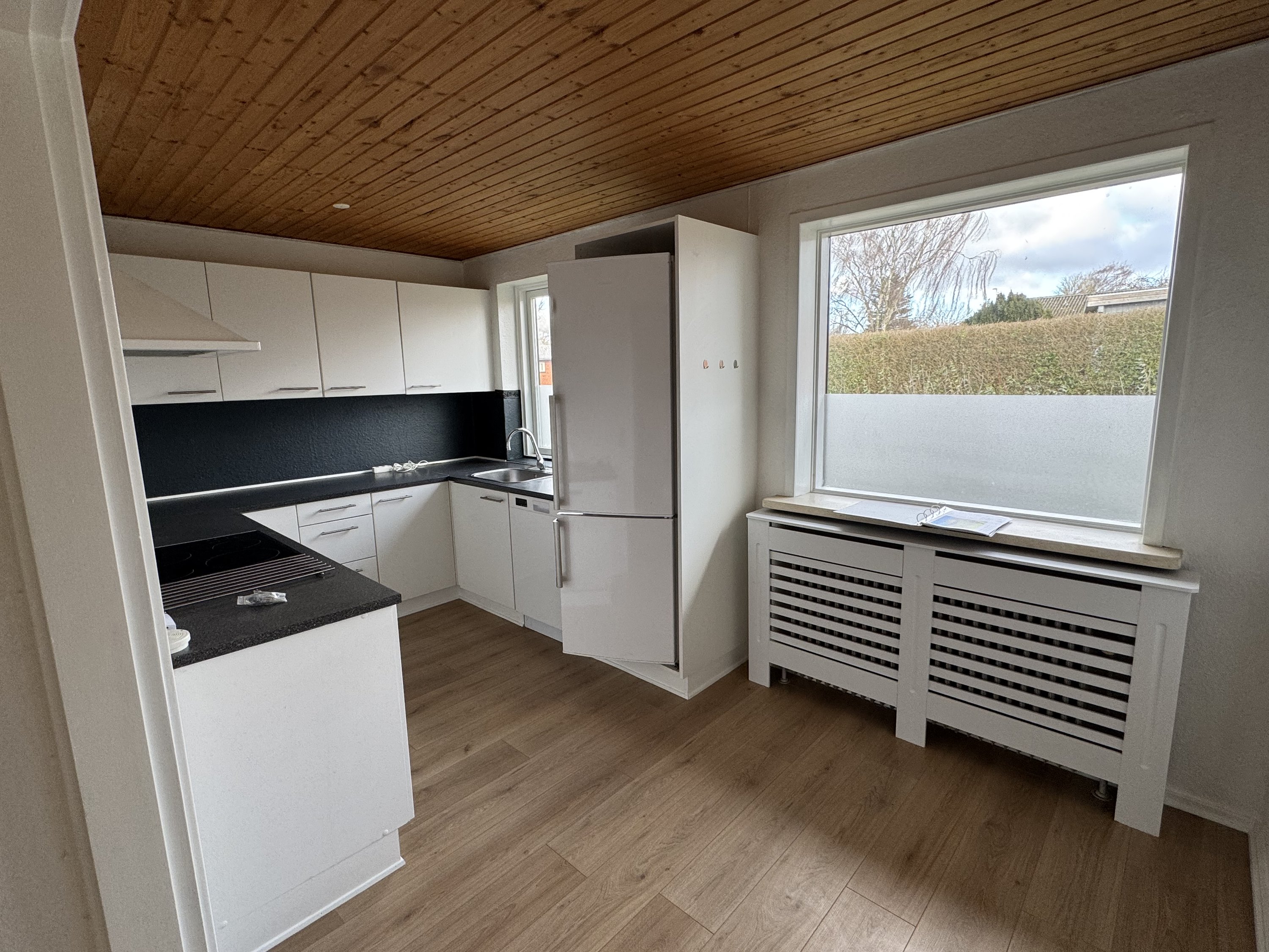 Fremhævet køkken billede i fuldskærmstilstand. Billede af Dannebrogsgade 64, 9700 Brønderslev