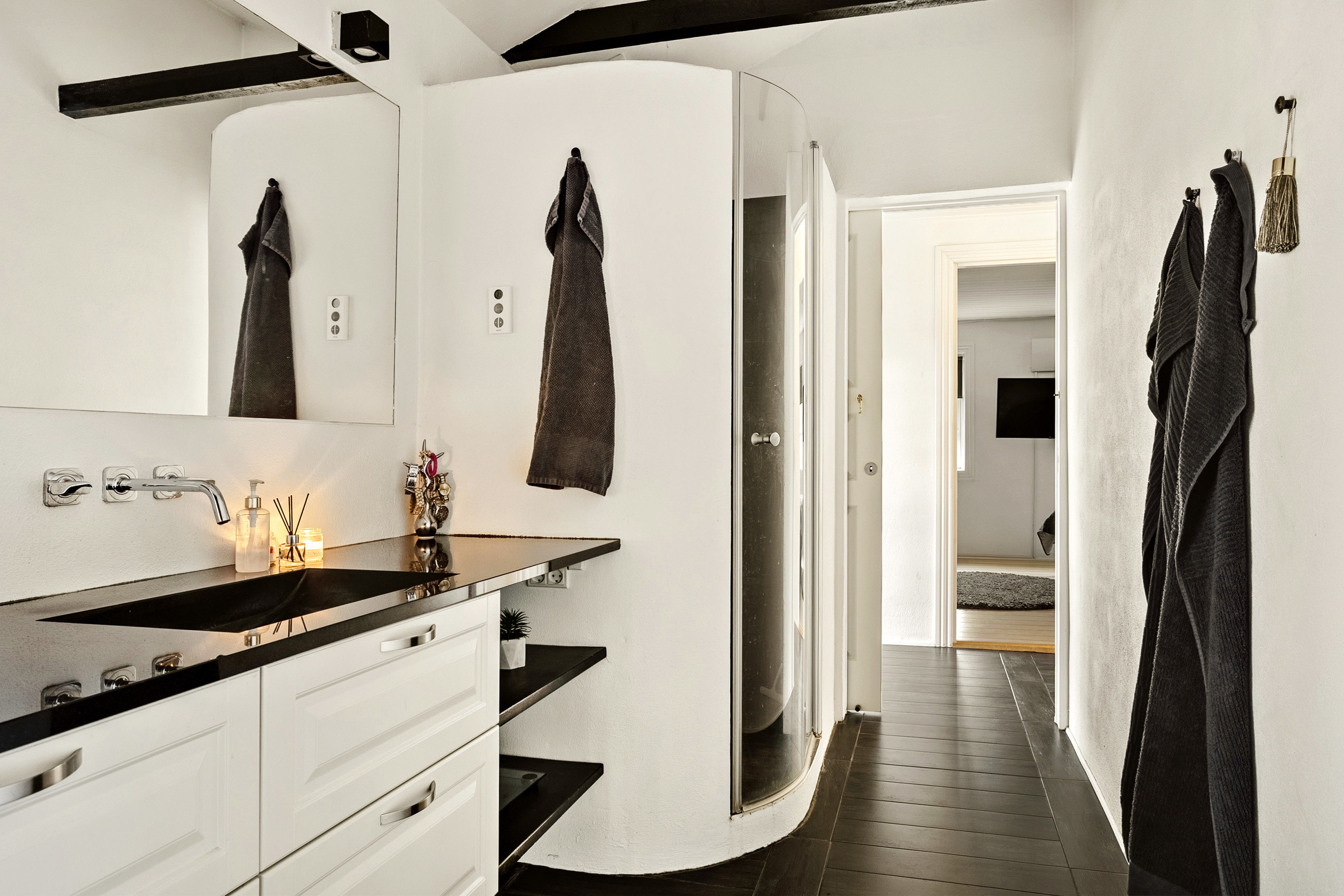 Fremhævet badeværelse billede i fuldskærmstilstand. Billede af Lunderskovvej 25, 6622 Bække