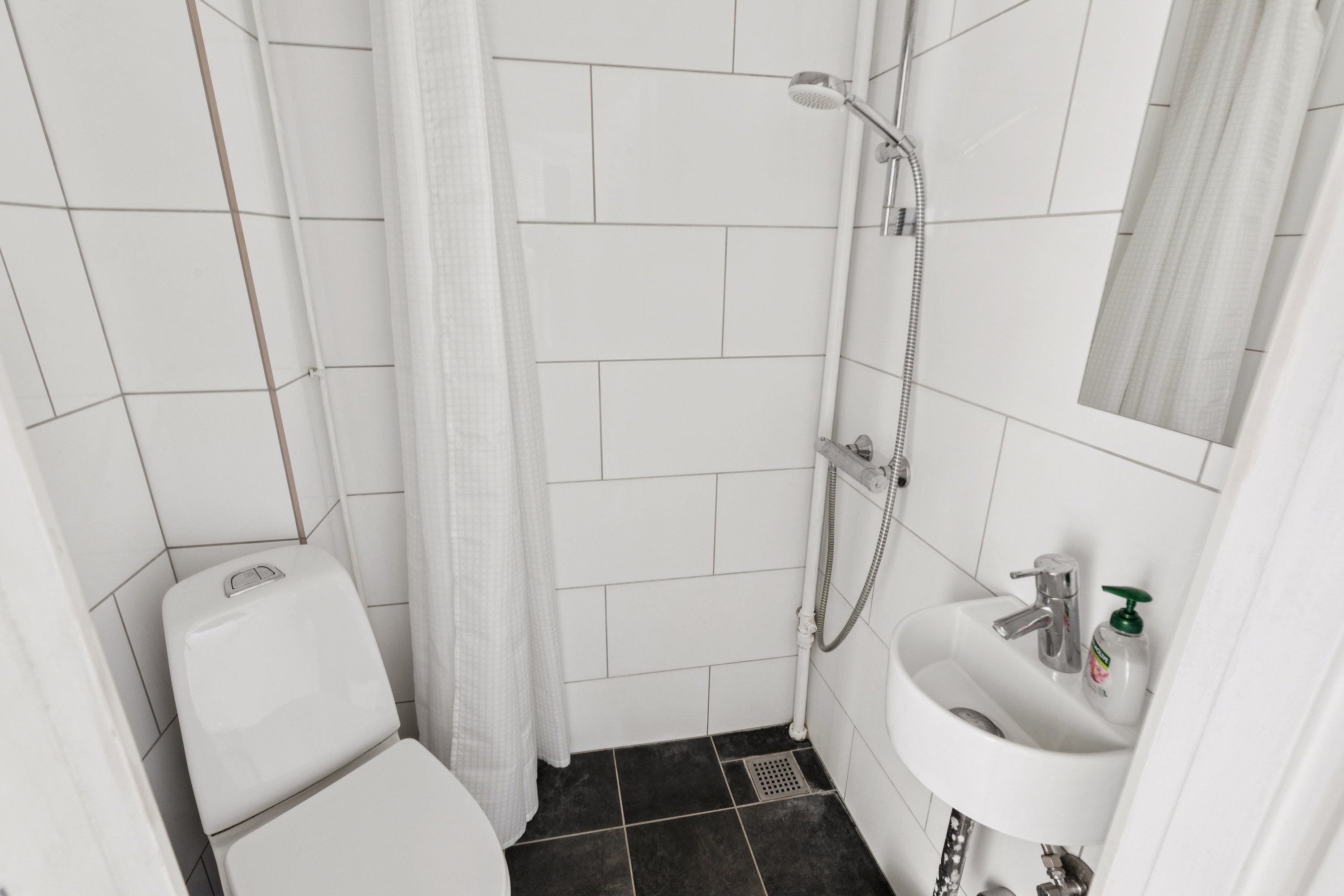 Fremhævet  billede i fuldskærmstilstand. Billede af Vigerslevvej 258A, st.. th., 2500 Valby