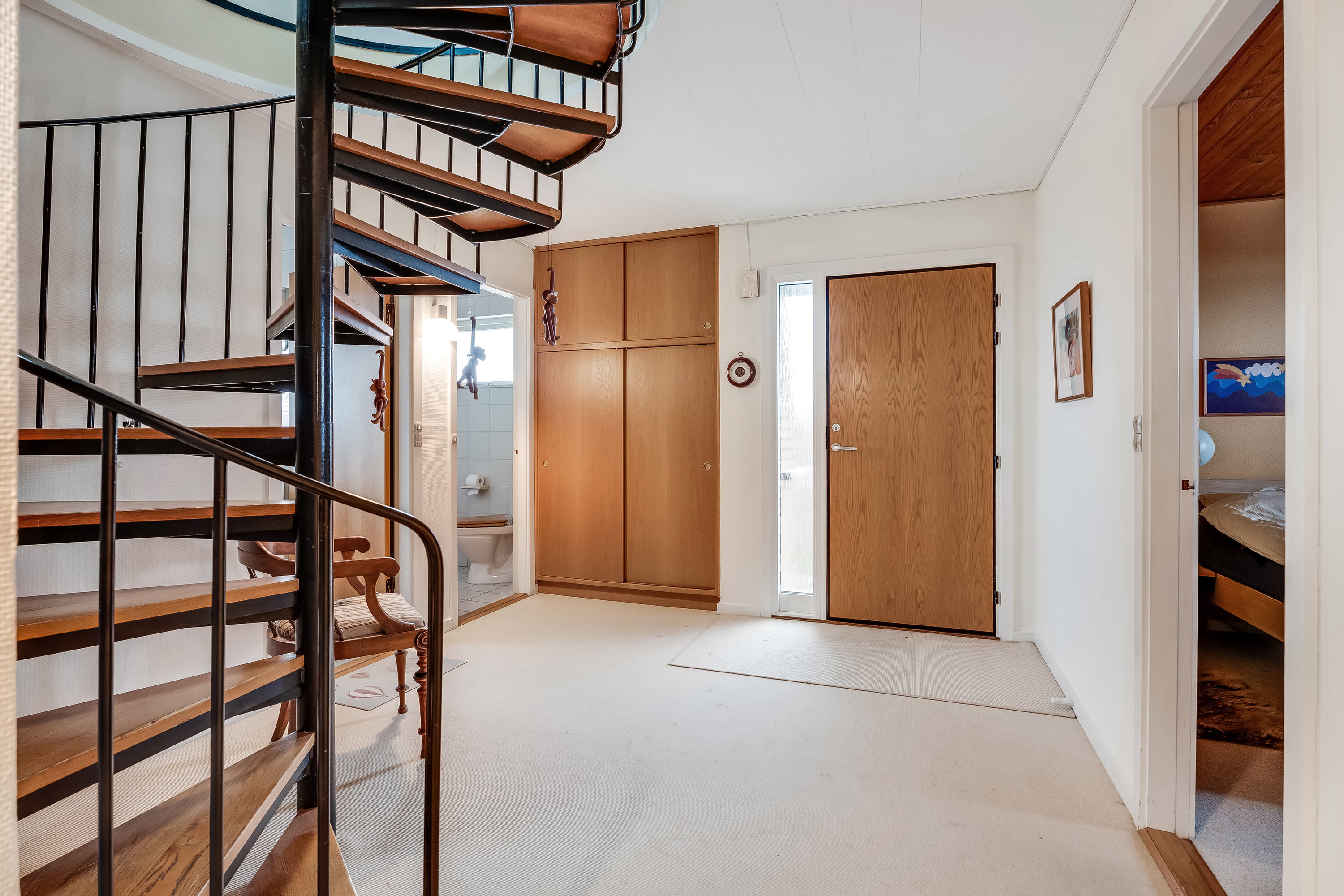 Fremhævet gang billede i fuldskærmstilstand. Billede af Refshale Byvej 14, 4930 Maribo