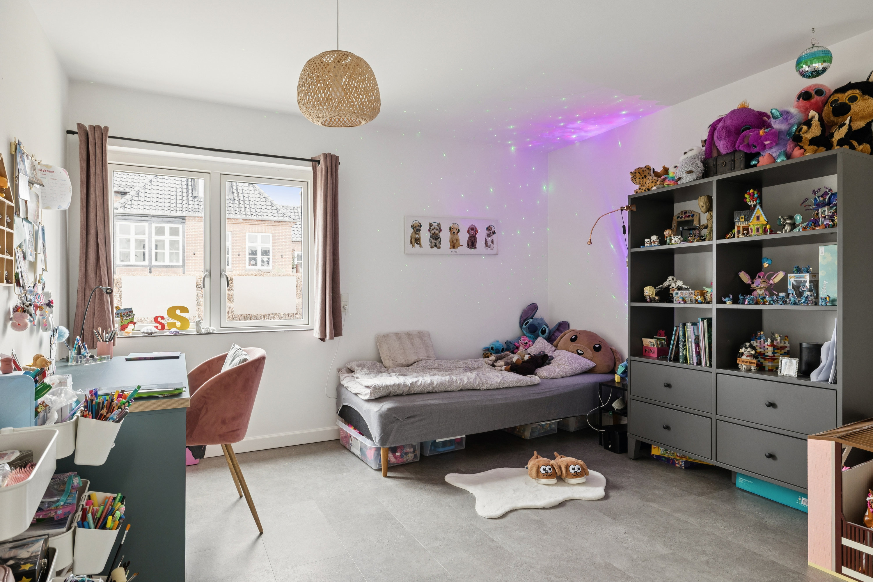 Fremhævet værelse billede i fuldskærmstilstand. Billede af Krøyer Kielbergs Vej 15, 8660 Skanderborg