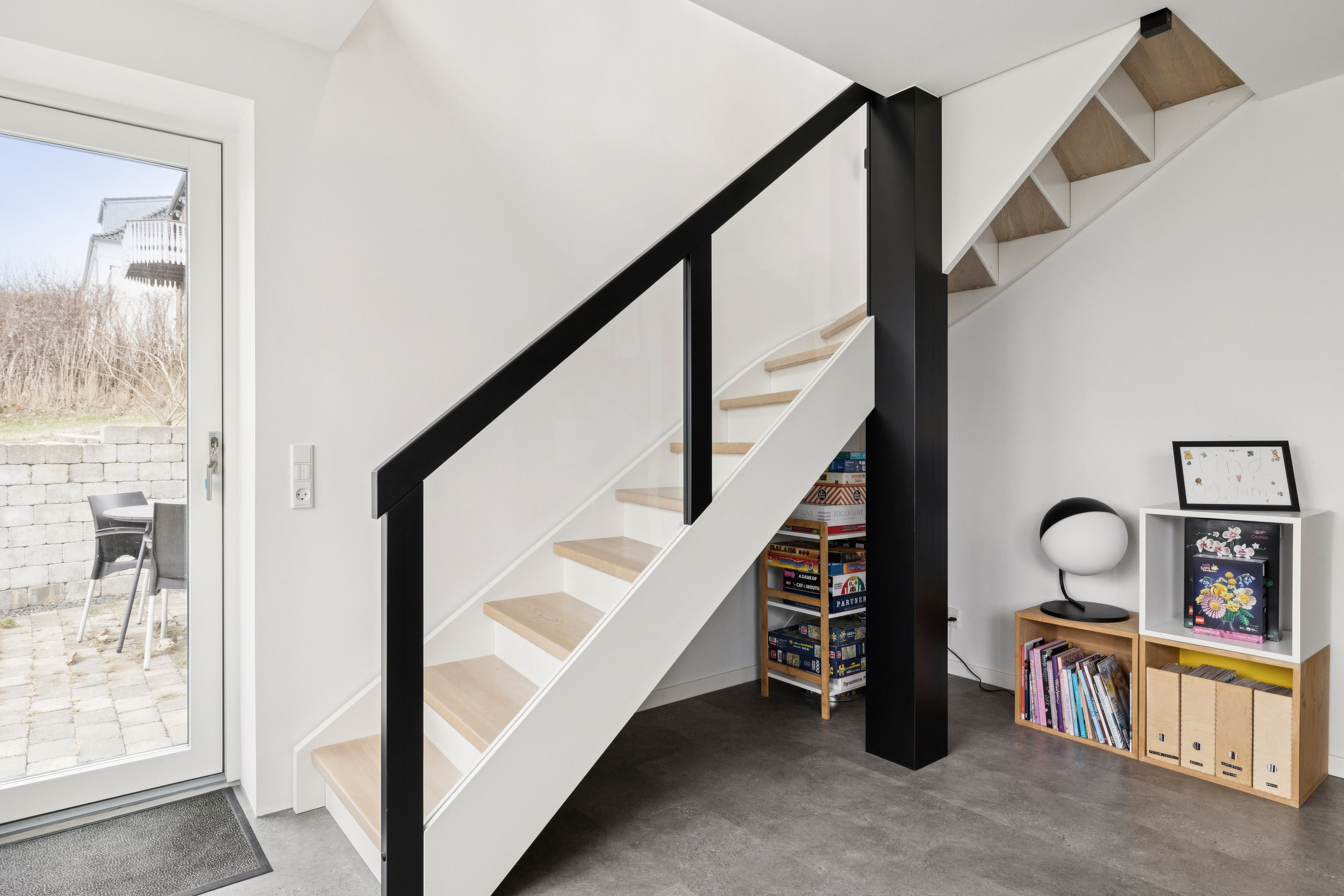 Fremhævet trappe billede i fuldskærmstilstand. Billede af Krøyer Kielbergs Vej 15, 8660 Skanderborg