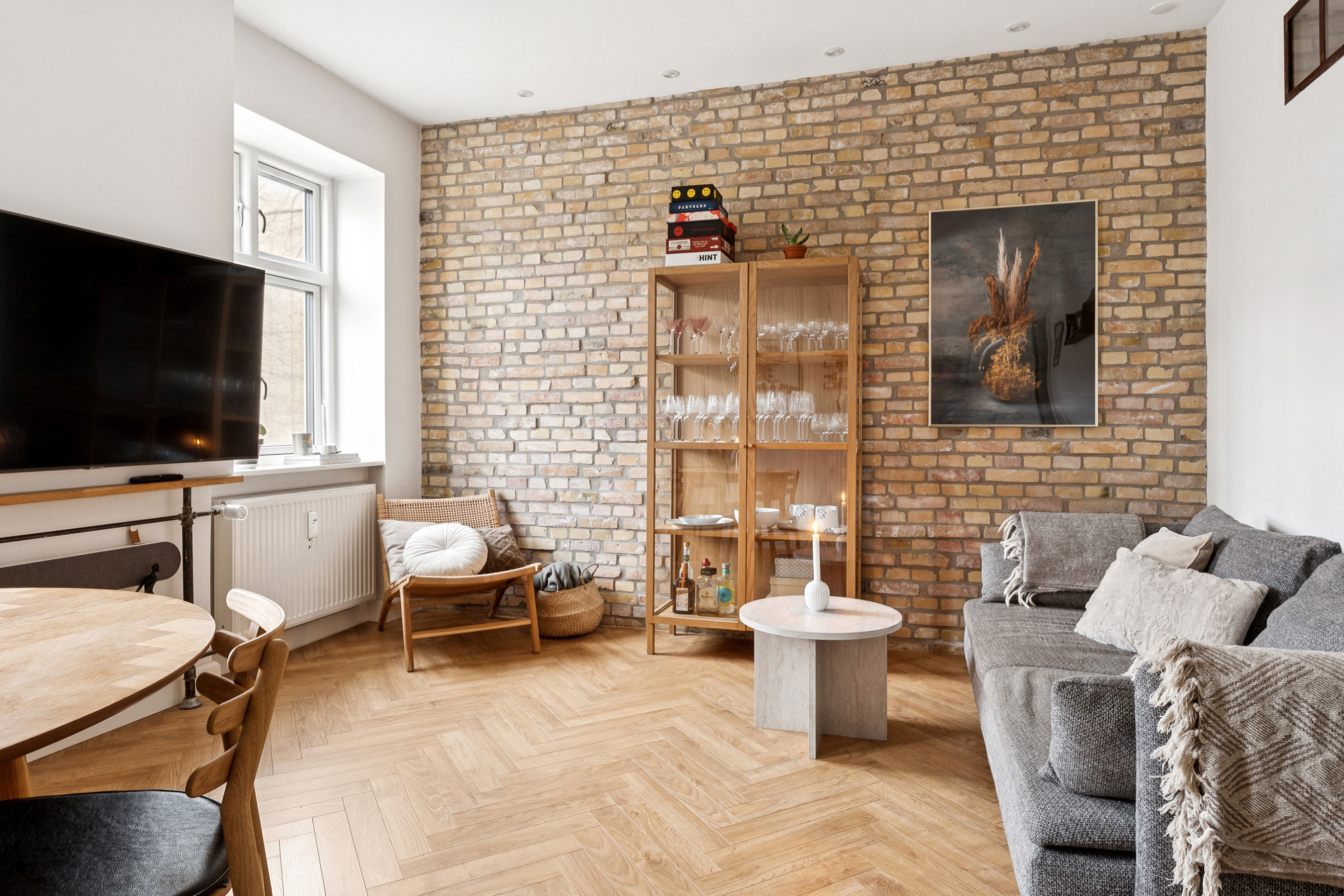 Fremhævet stue billede i fuldskærmstilstand. Billede af Ryesgade 55, st.. tv., 9000 Aalborg