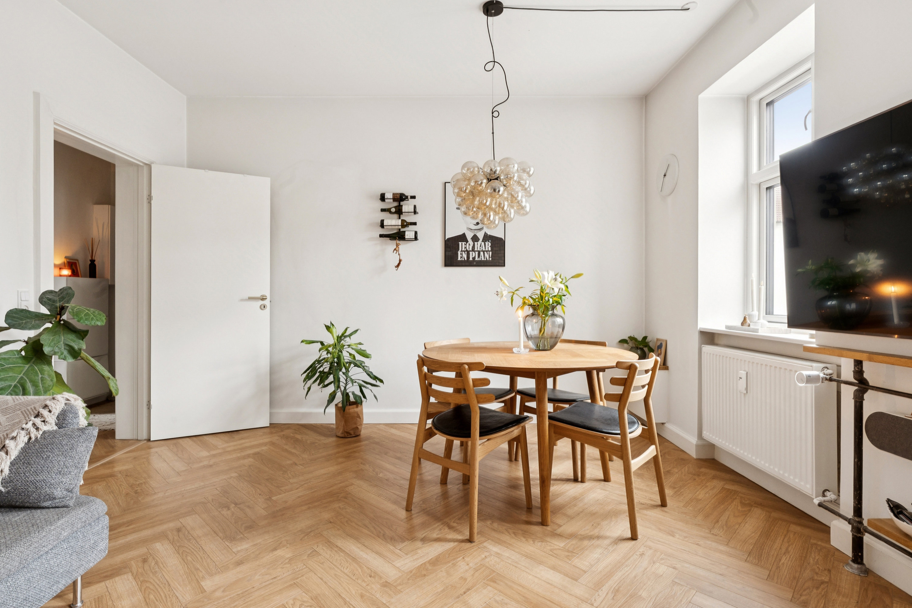 Fremhævet stue billede i fuldskærmstilstand. Billede af Ryesgade 55, st.. tv., 9000 Aalborg