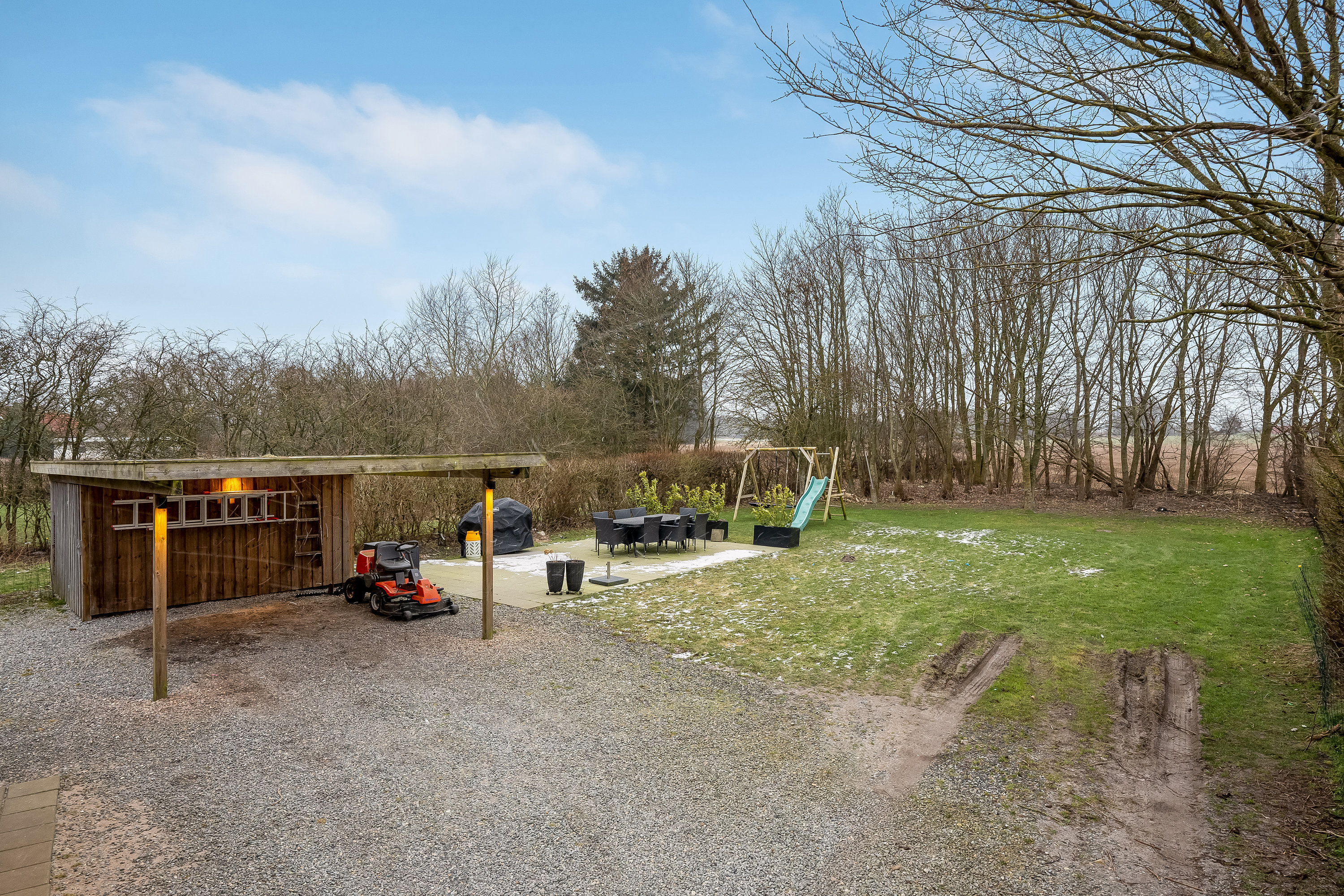 Fremhævet have billede i fuldskærmstilstand. Billede af Sønderhedevej 11, Østerby, 6280 Højer