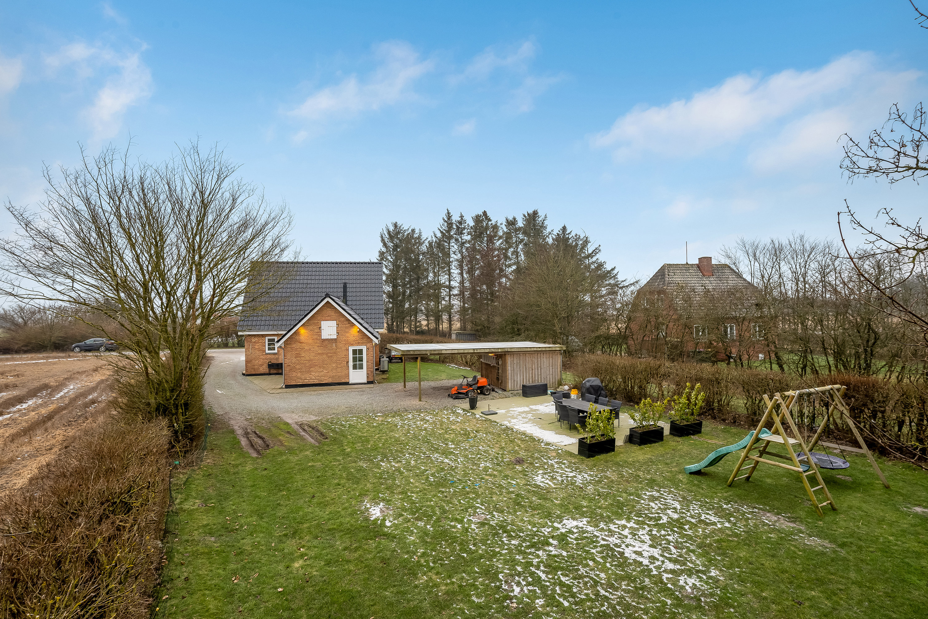 Fremhævet have billede i fuldskærmstilstand. Billede af Sønderhedevej 11, Østerby, 6280 Højer