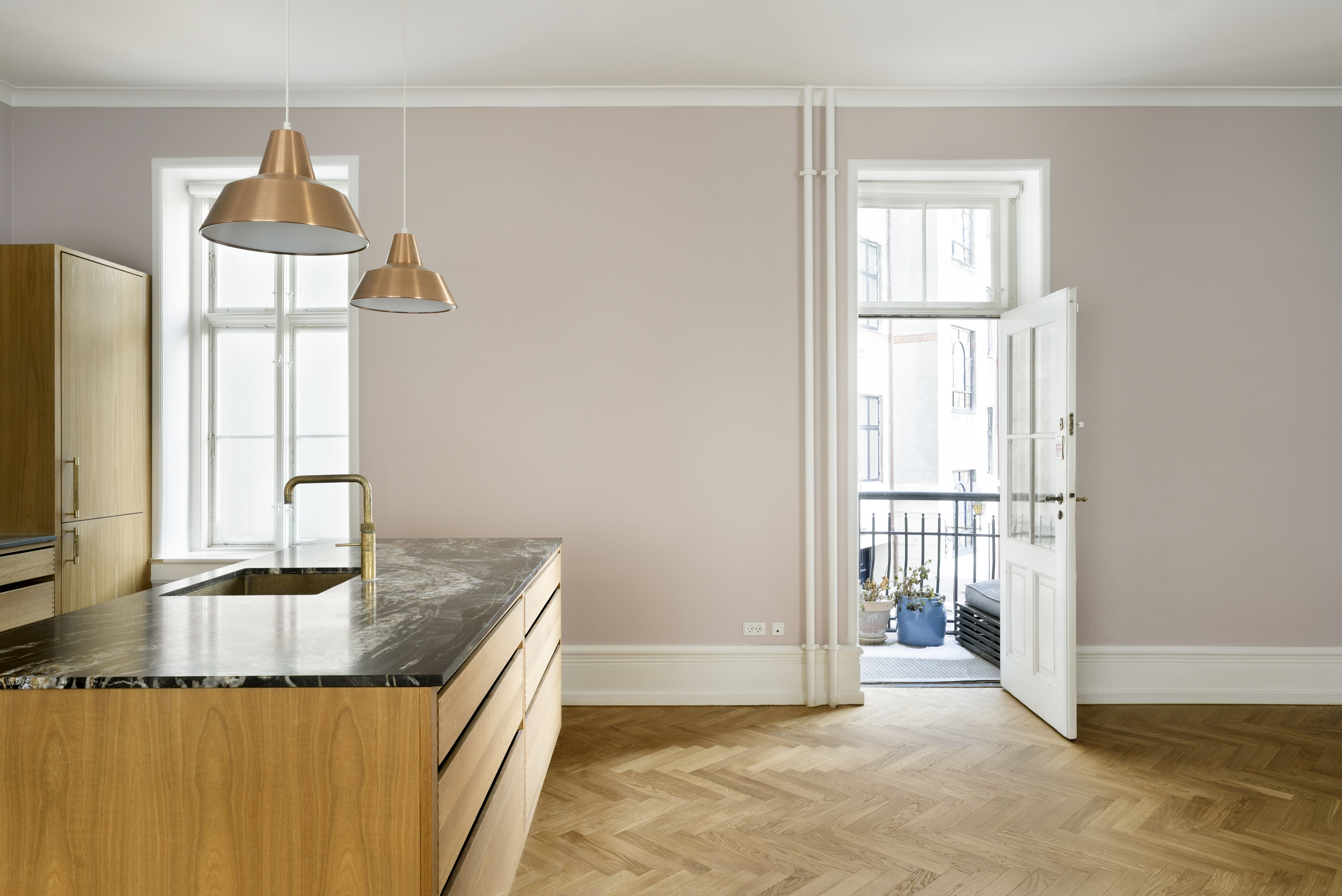 Fremhævet  billede i fuldskærmstilstand. Billede af Frederiksberg Allé 28, 1., 1820 Frederiksberg C