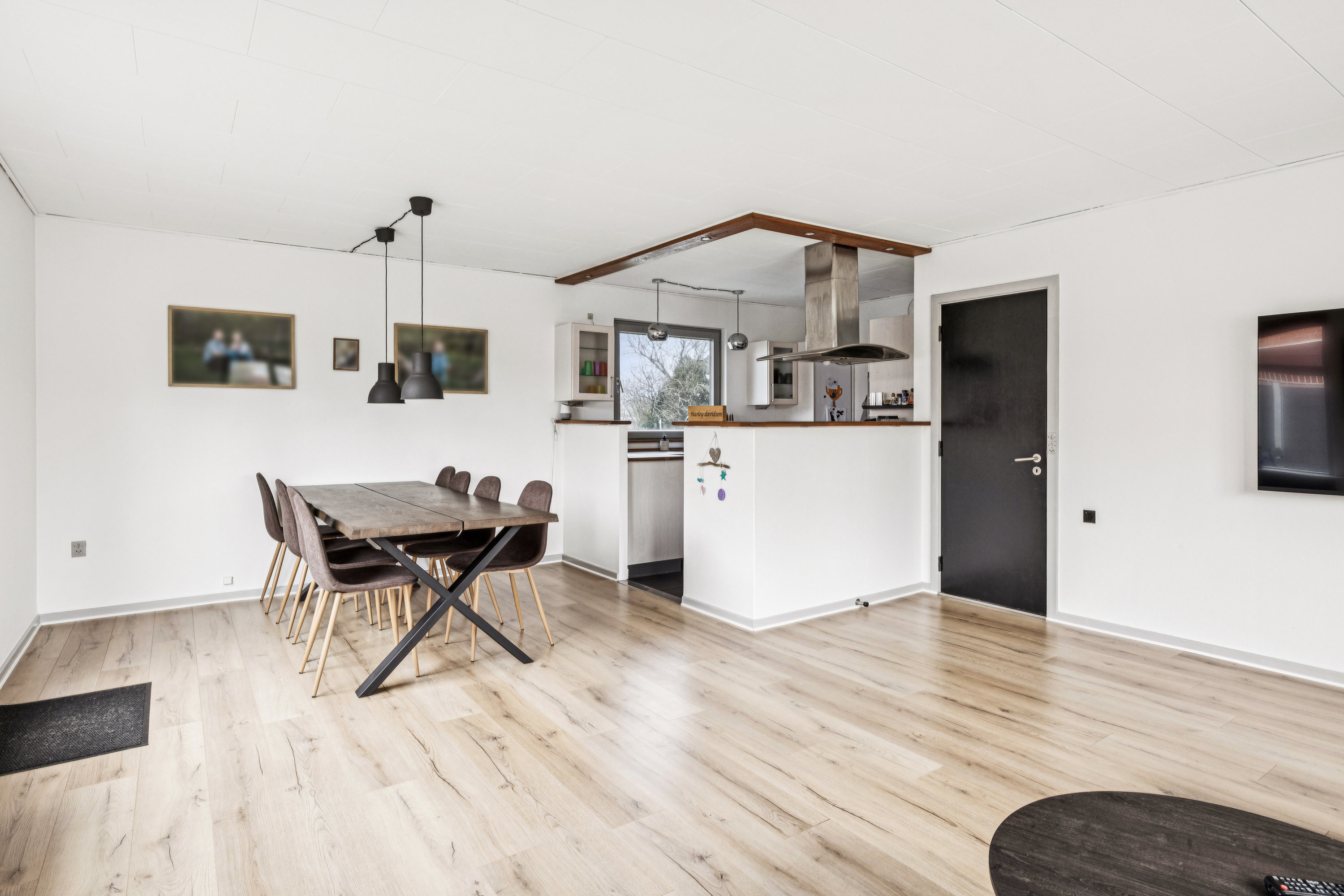 Fremhævet stue billede i fuldskærmstilstand. Billede af Højlundsvej 8, 7850 Stoholm Jyll