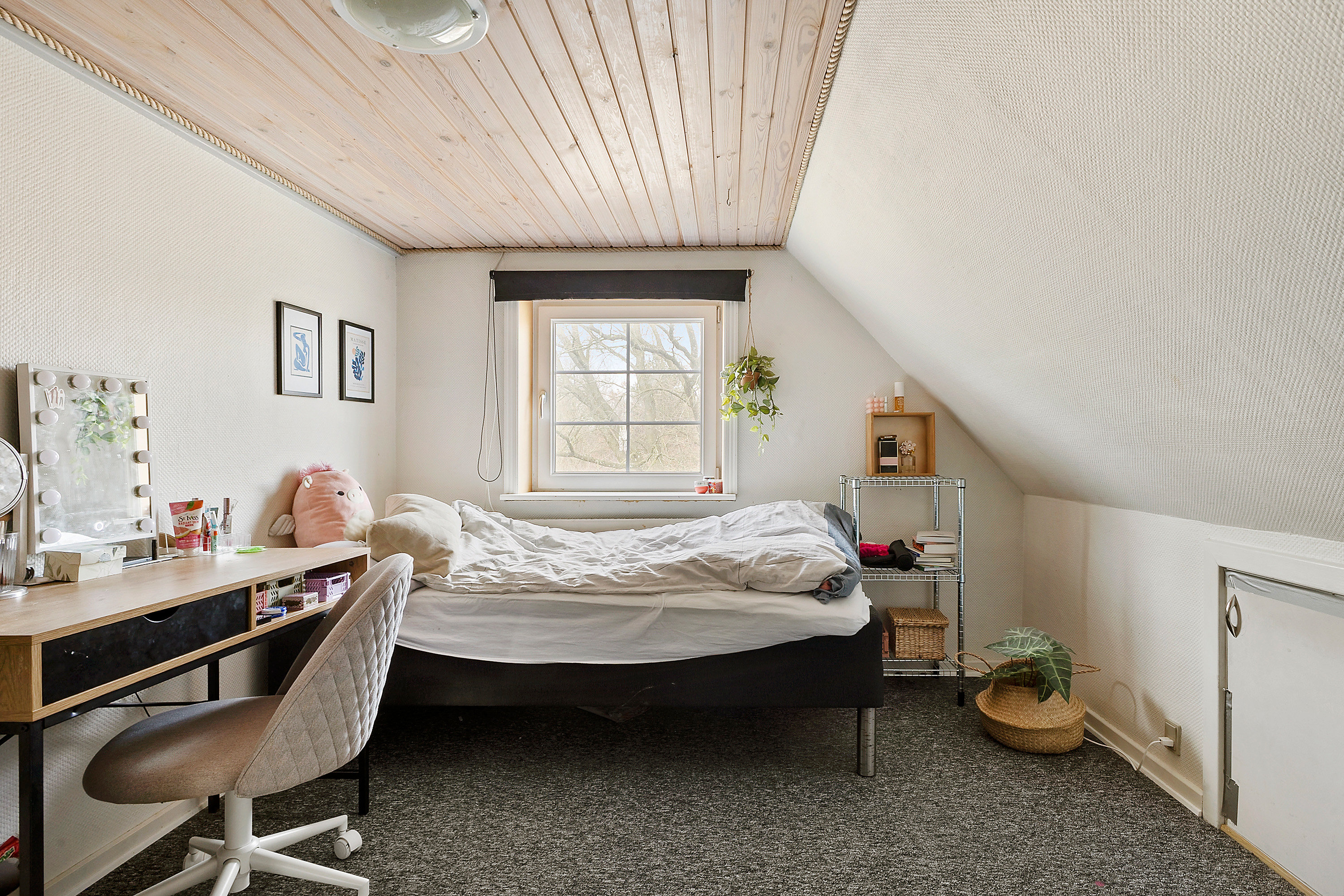 Fremhævet soveværelse billede i fuldskærmstilstand. Billede af Lustrupvej 42, 6760 Ribe