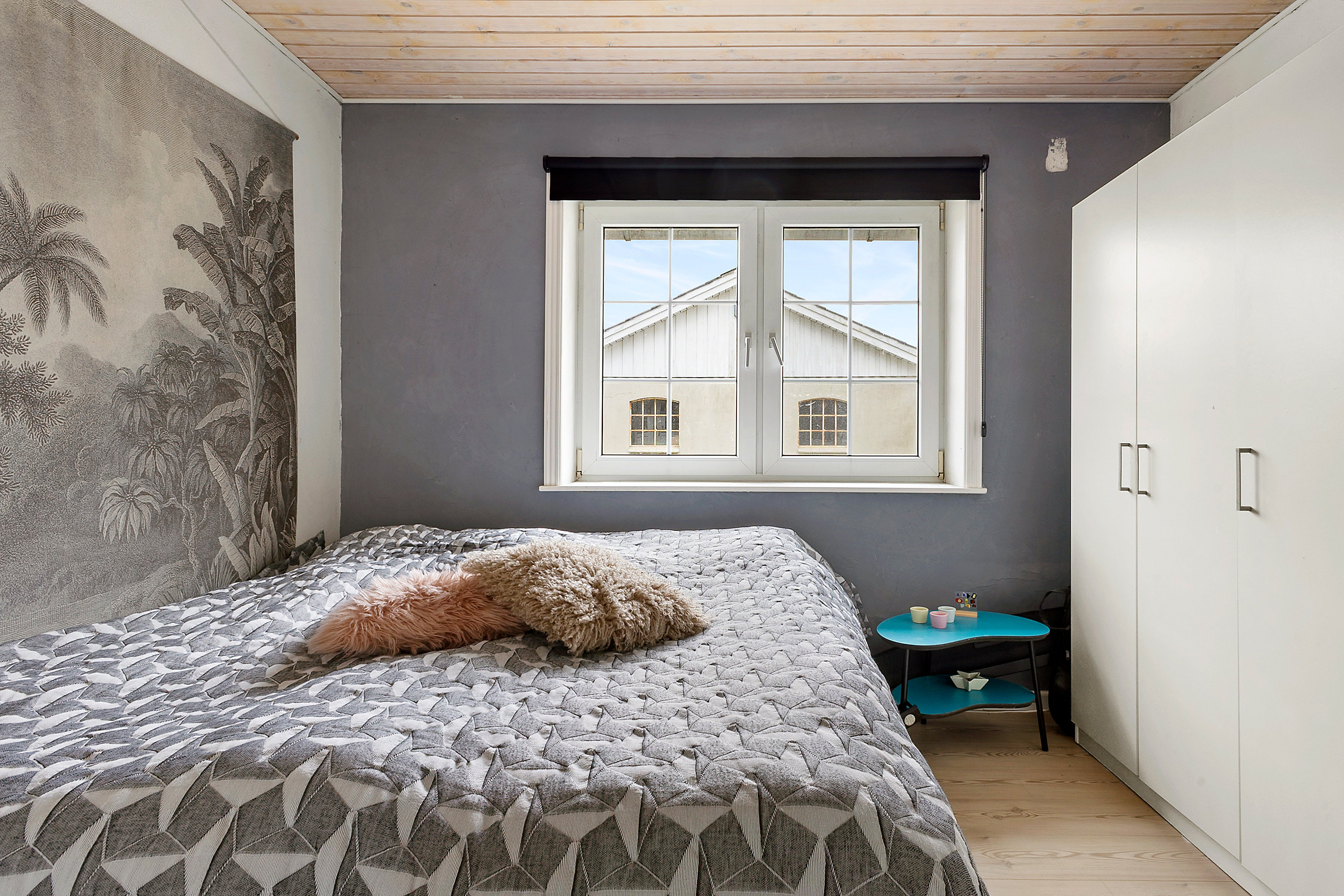 Fremhævet soveværelse billede i fuldskærmstilstand. Billede af Lustrupvej 42, 6760 Ribe