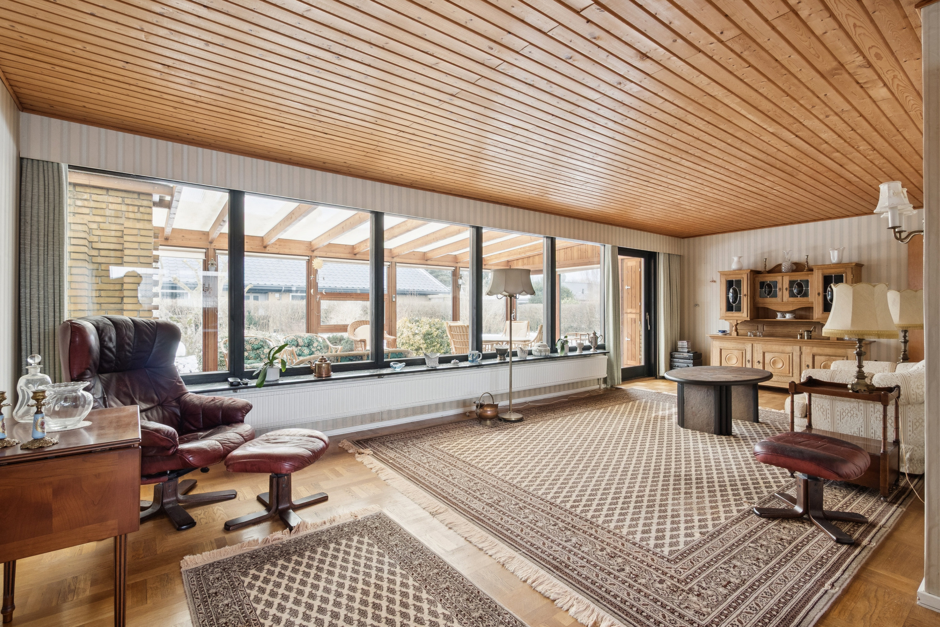 Fremhævet stue billede i fuldskærmstilstand. Billede af Syvhøjvænge 10, 2625 Vallensbæk