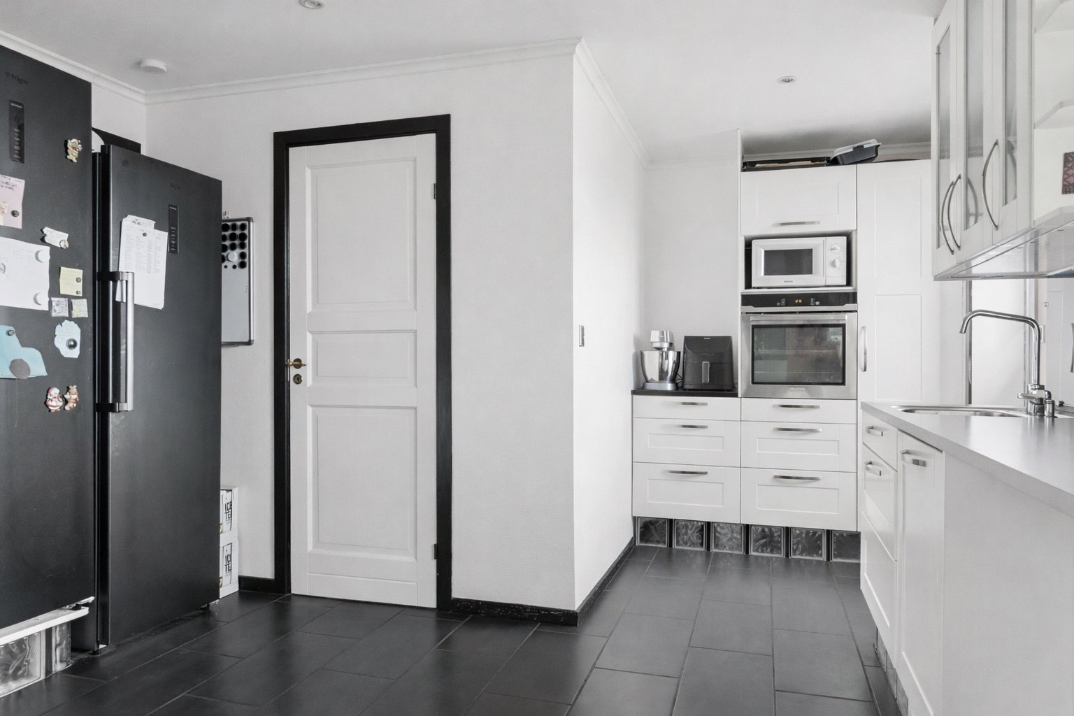 Fremhævet køkken billede i fuldskærmstilstand. Billede af Sørby Hovedgade 22, Sørbymagle, 4200 Slagelse