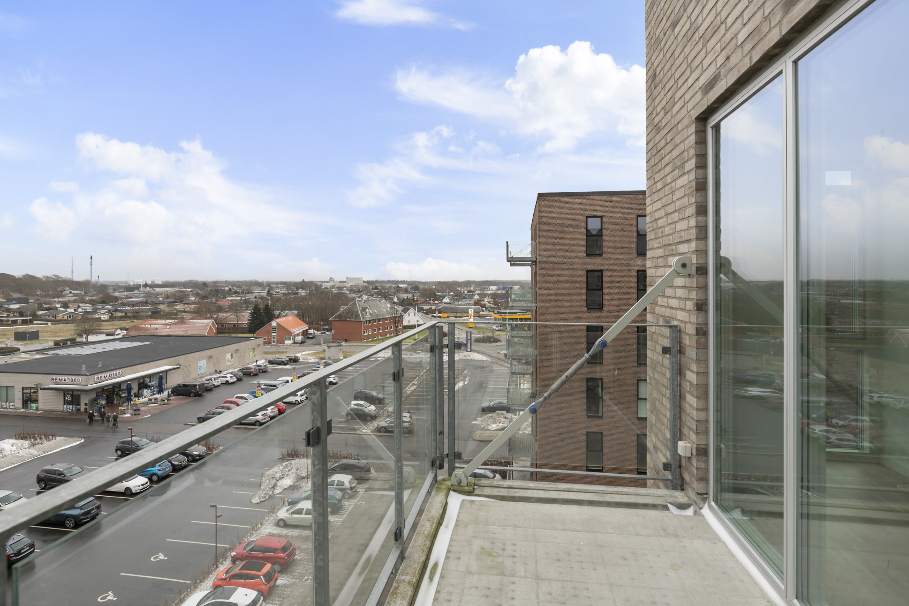 Fremhævet altan billede i fuldskærmstilstand. Billede af Aabybro Centret 7, 5. 2., 9440 Aabybro