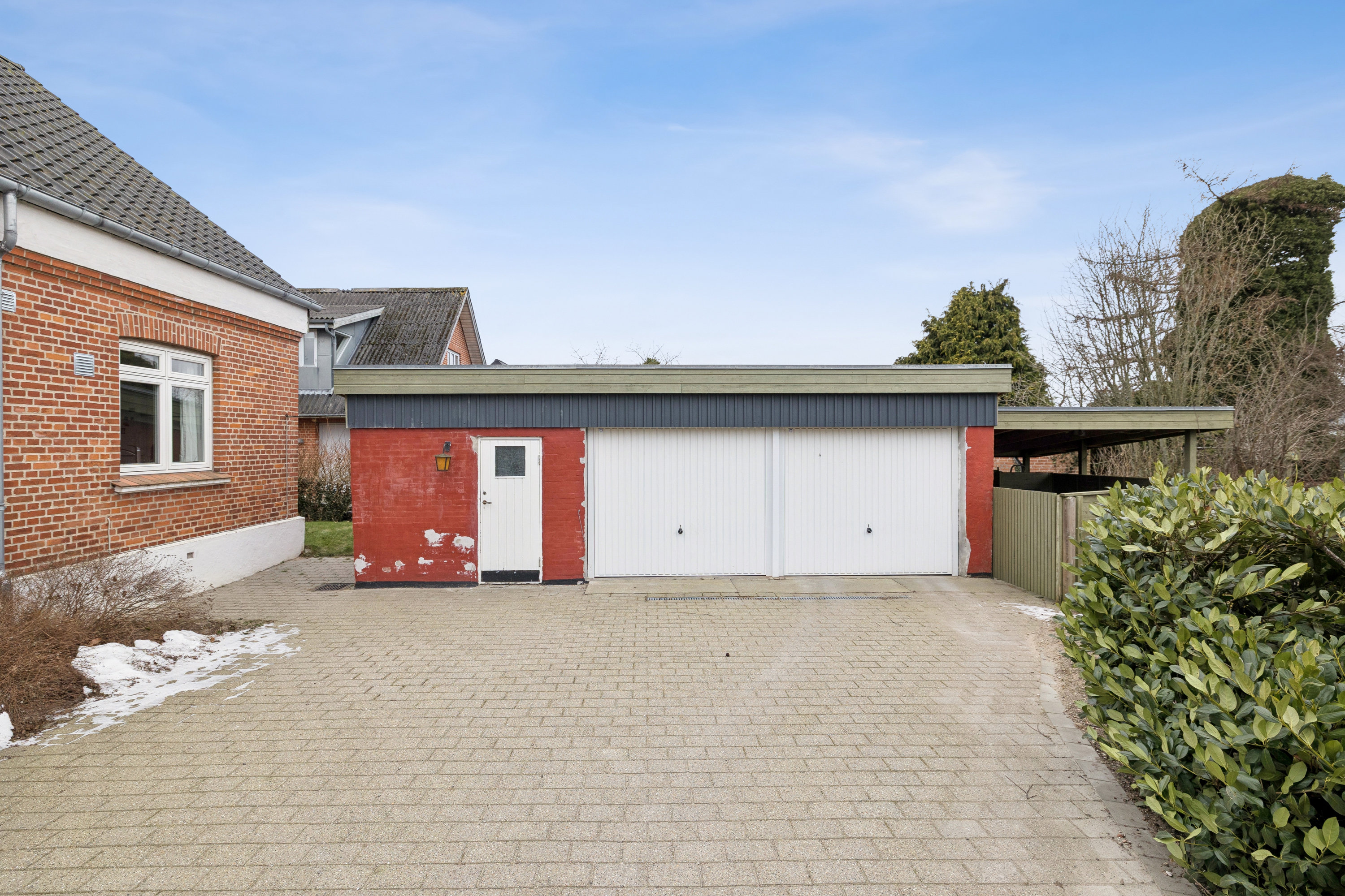 Fremhævet indkørsel billede i fuldskærmstilstand. Billede af Vroldvej 78, 8660 Skanderborg