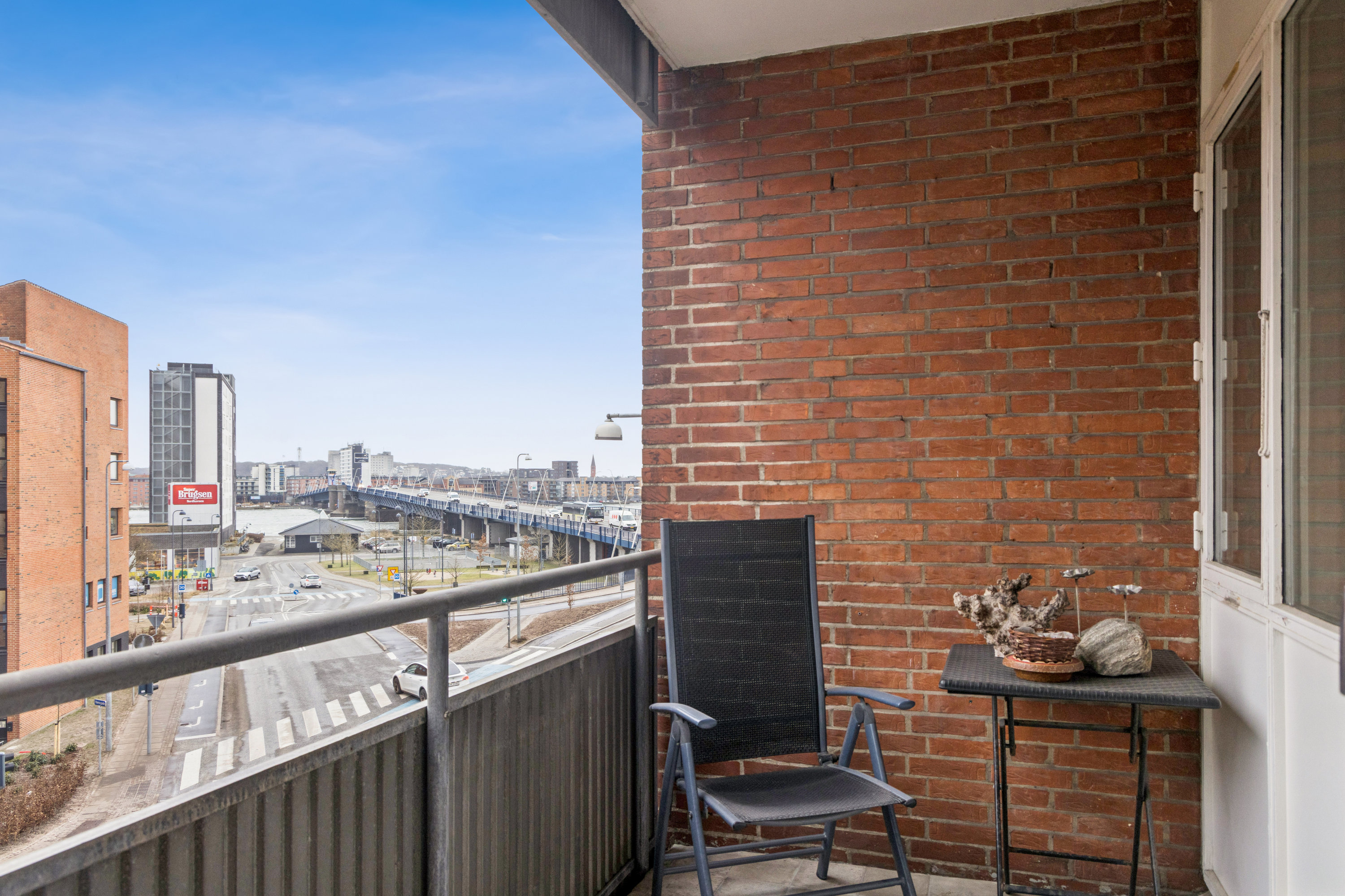 Fremhævet altan billede i fuldskærmstilstand. Billede af Østerbrogade 22, 2., 9400 Nørresundby