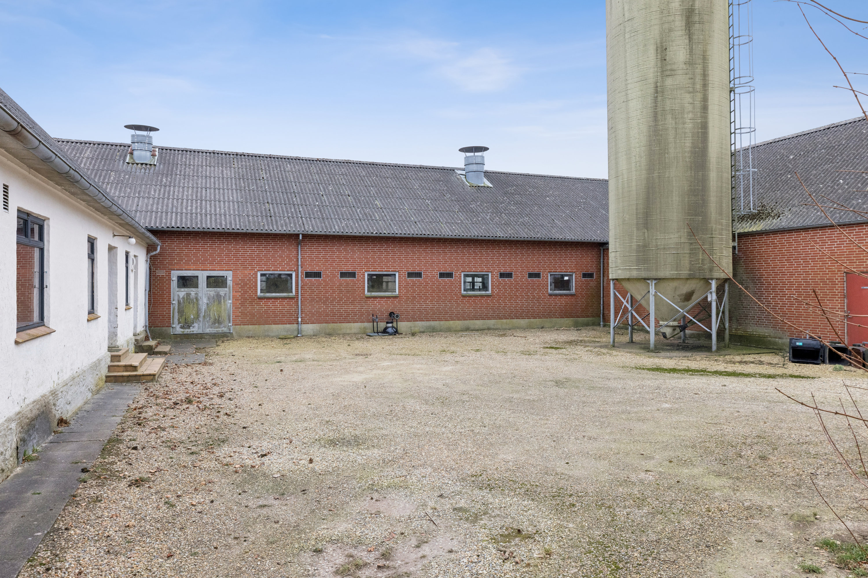 Fremhævet ejendommen billede i fuldskærmstilstand. Billede af Præstegårdsvej 8, Jernved, 6771 Gredstedbro