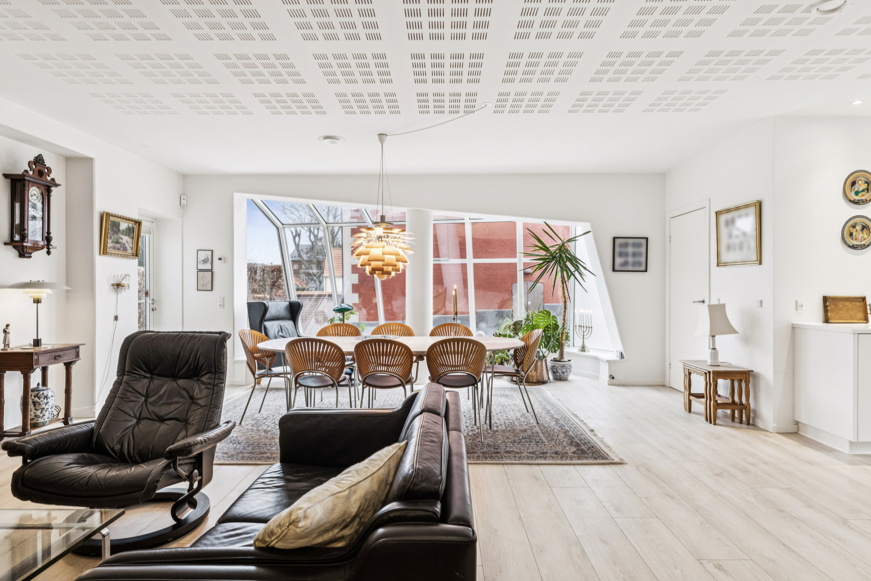 Fremhævet stue billede i fuldskærmstilstand. Billede af Sct Nicolaj Gade 12C, 6760 Ribe