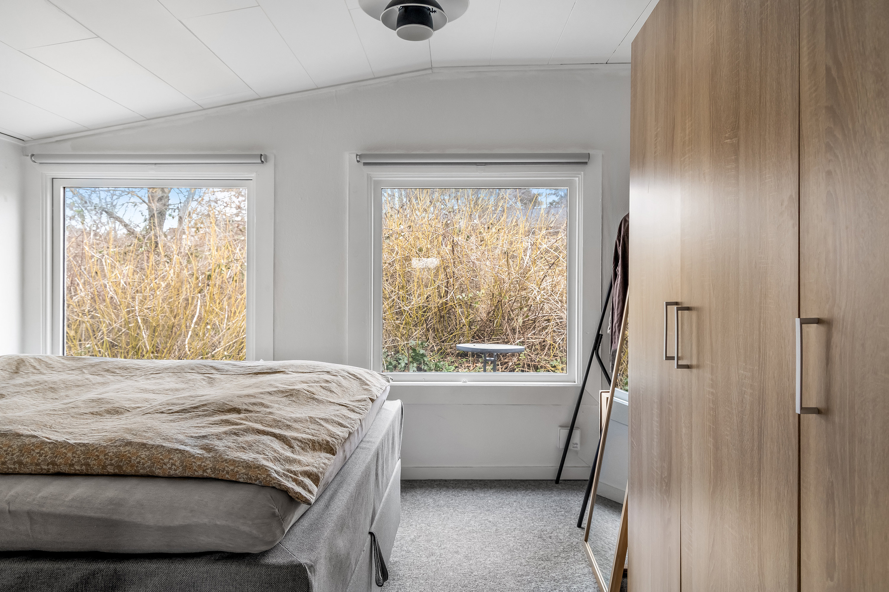 Fremhævet soveværelse billede i fuldskærmstilstand. Billede af Bag Skovens Brugs 3, Skoven, 3630 Jægerspris