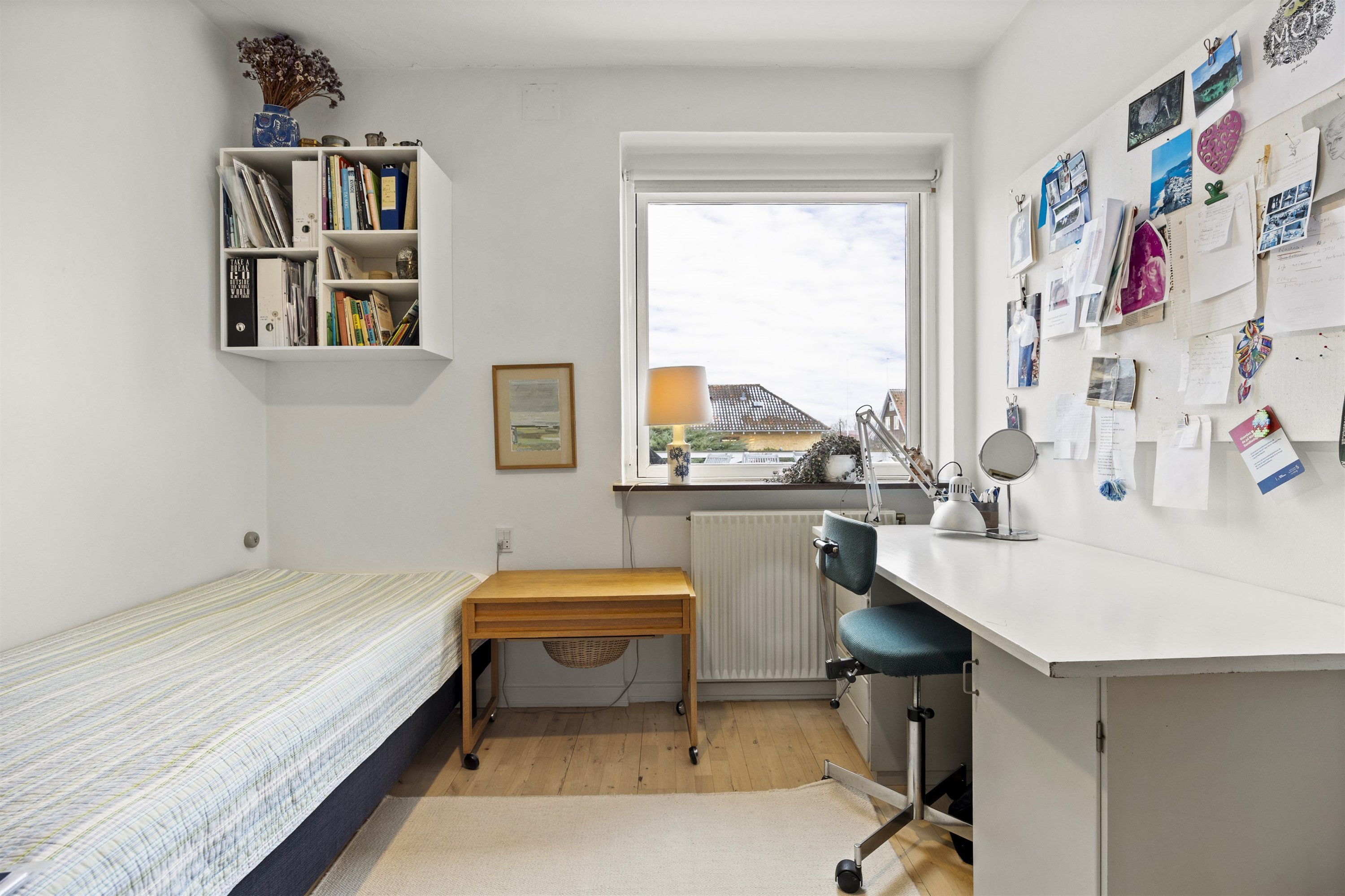 Fremhævet andet billede i fuldskærmstilstand. Billede af Ved Bommen 23, 2820 Gentofte