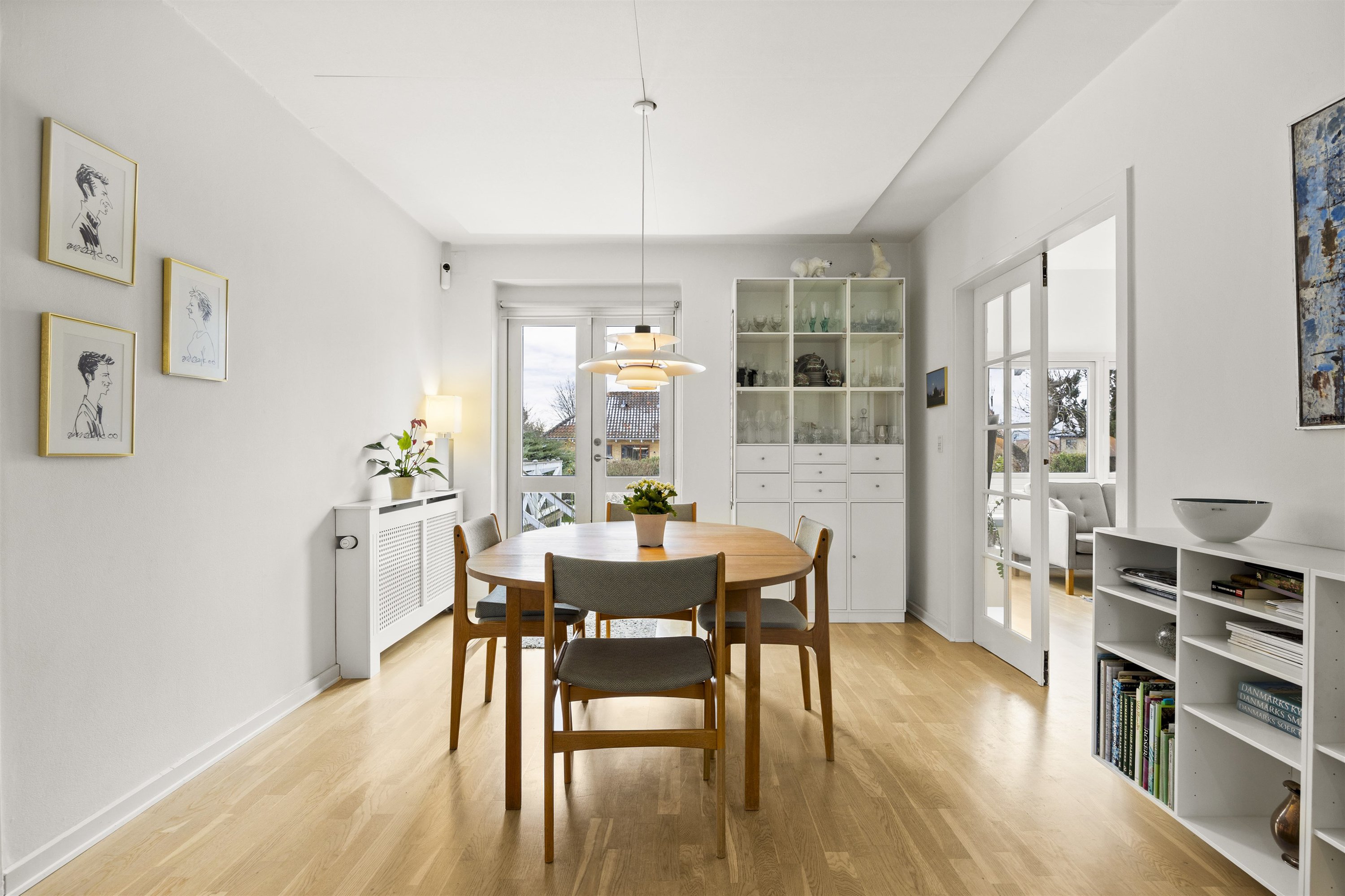 Fremhævet andet billede i fuldskærmstilstand. Billede af Ved Bommen 23, 2820 Gentofte