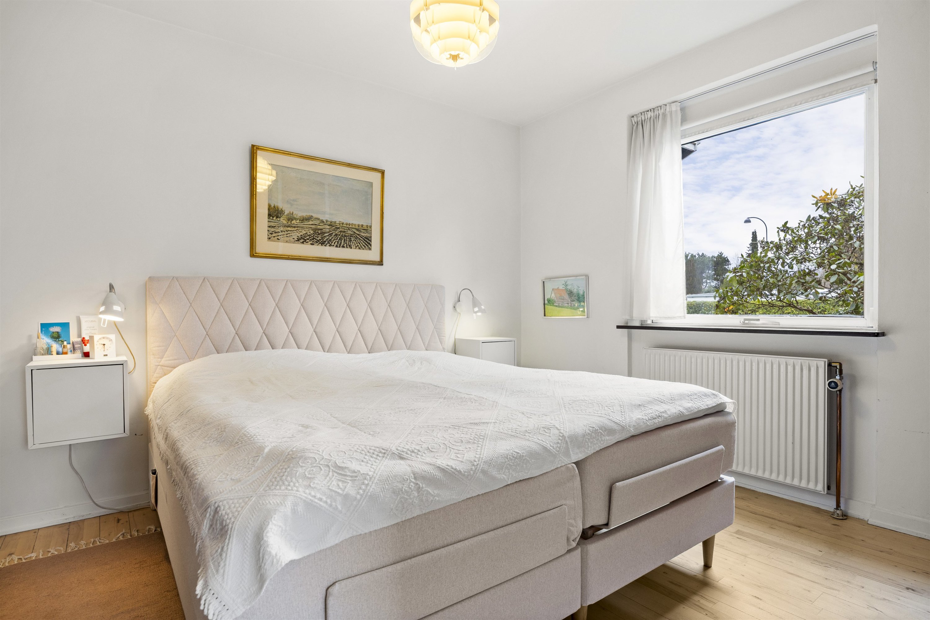 Fremhævet andet billede i fuldskærmstilstand. Billede af Ved Bommen 23, 2820 Gentofte