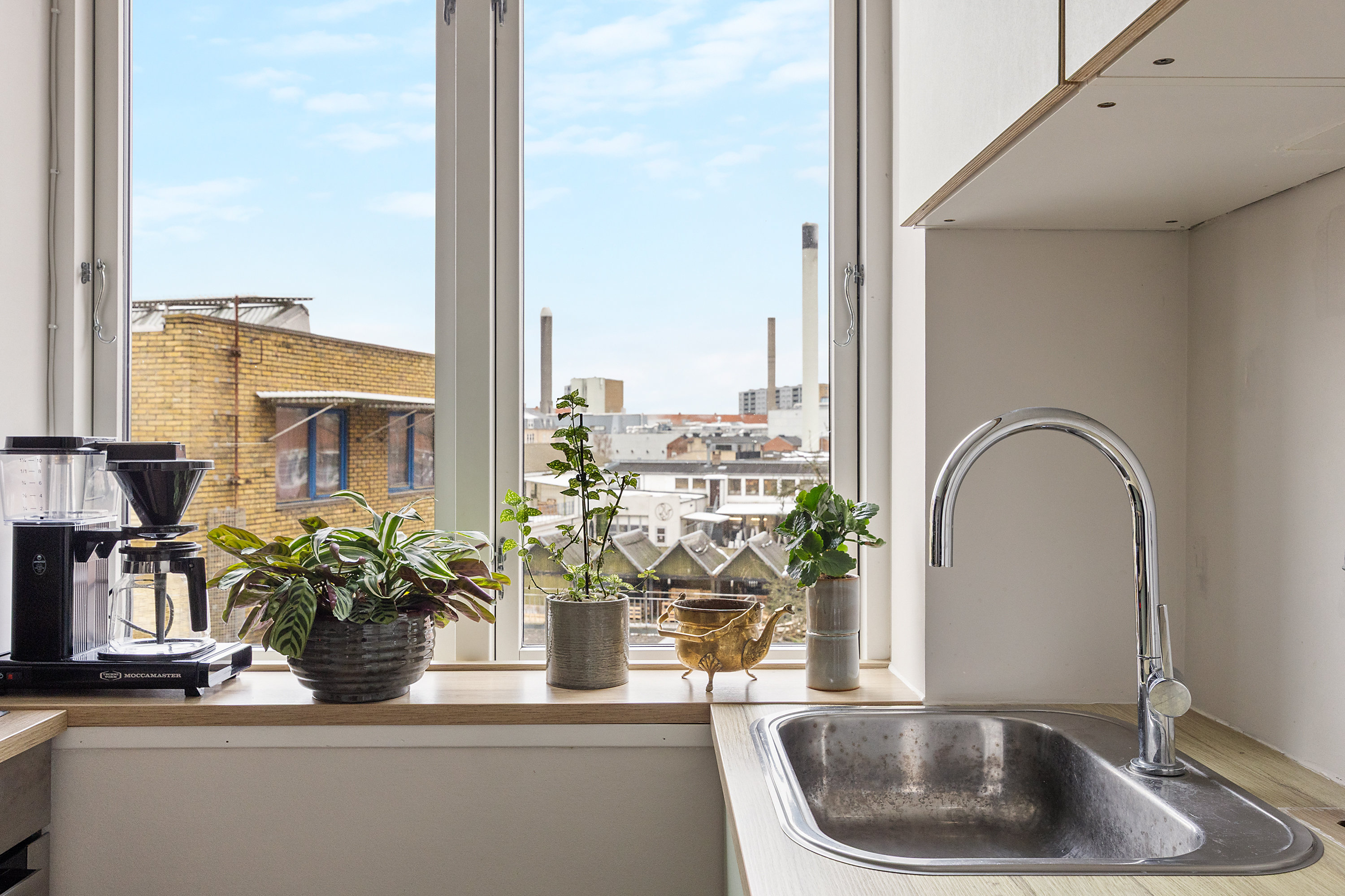 Fremhævet køkken billede i fuldskærmstilstand. Billede af Vibevej 45, 2. tv., 2400 København NV