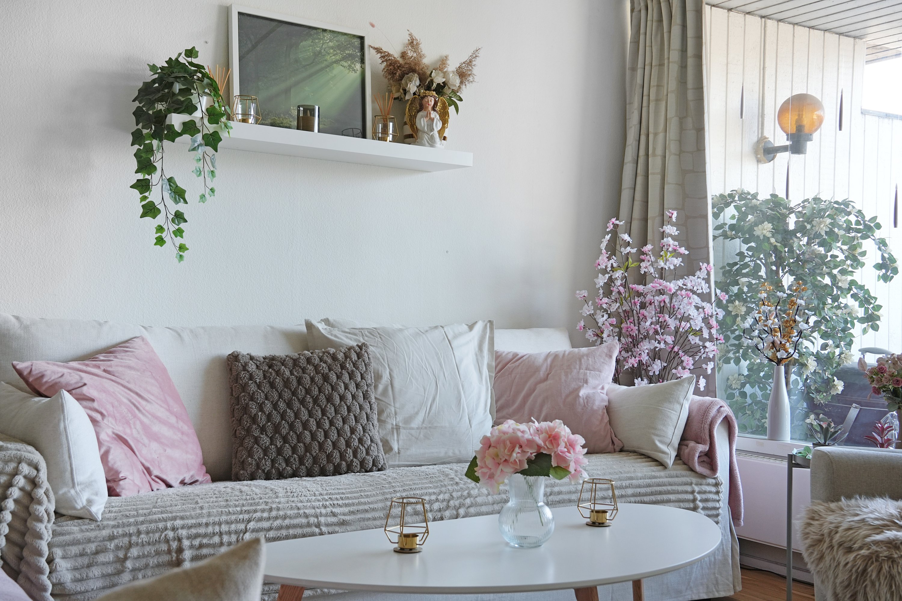 Fremhævet stue billede i fuldskærmstilstand. Billede af Kildevangsparken 18, 4390 Vipperød