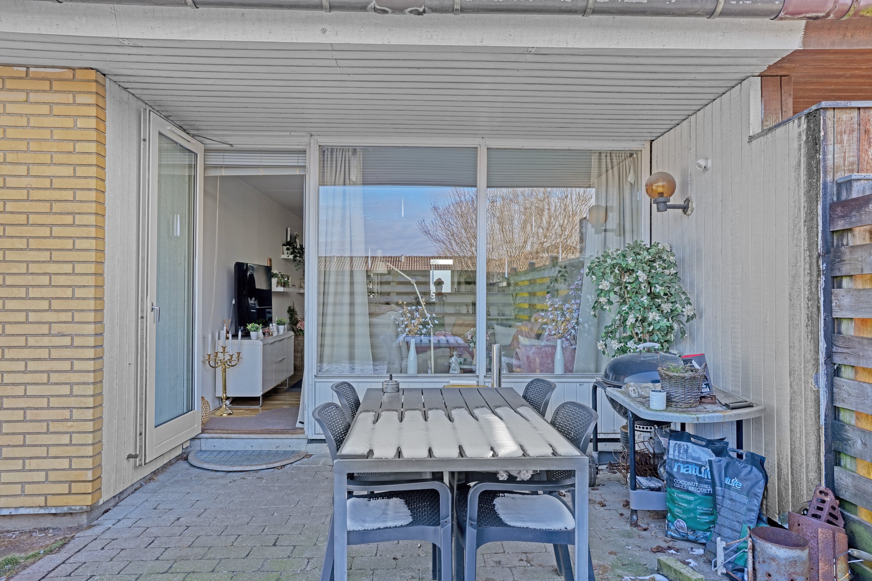 Fremhævet terrasse billede i fuldskærmstilstand. Billede af Kildevangsparken 18, 4390 Vipperød