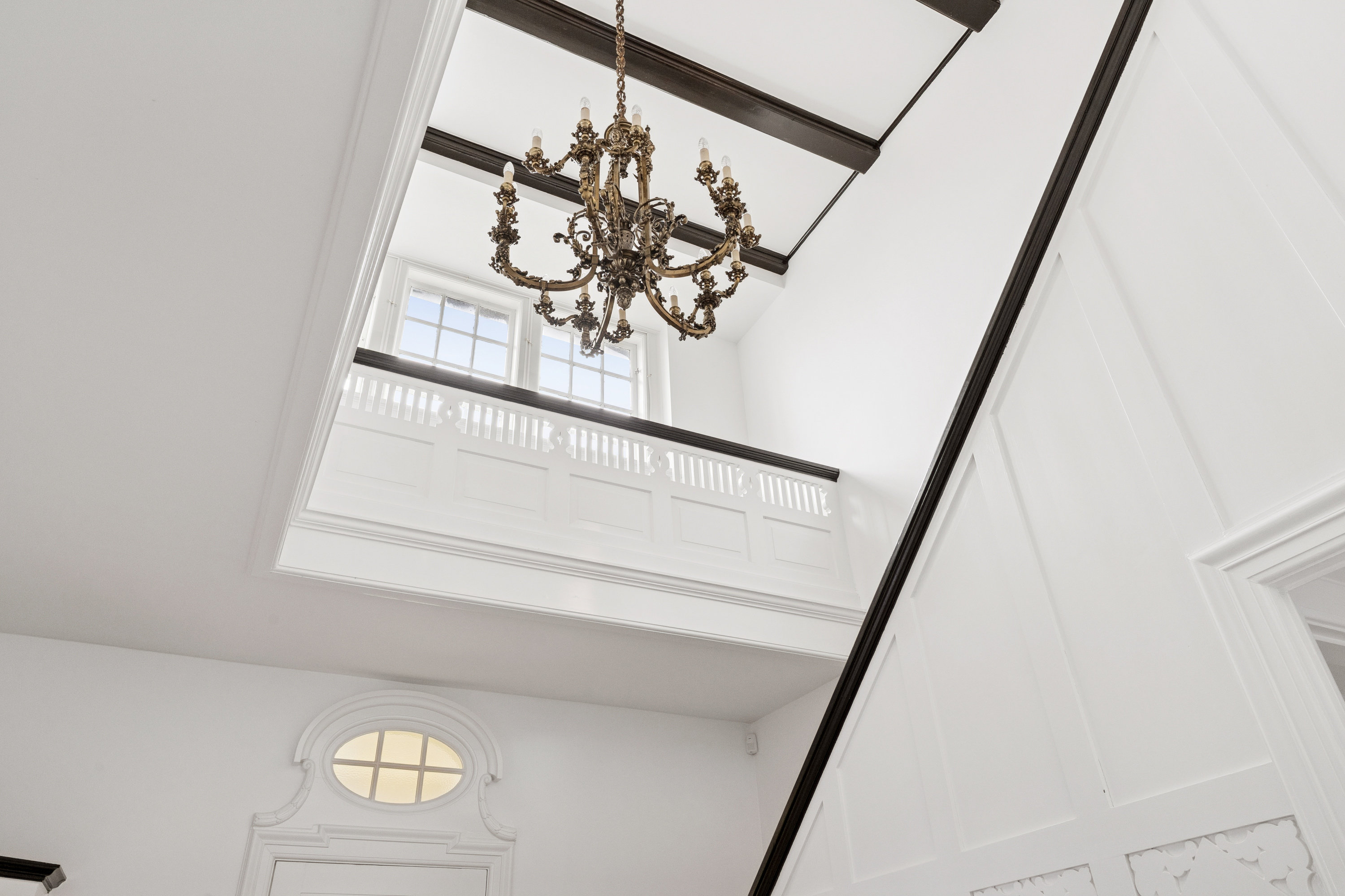 Fremhævet trappe billede i fuldskærmstilstand. Billede af Rafns Alle 2, 9000 Aalborg