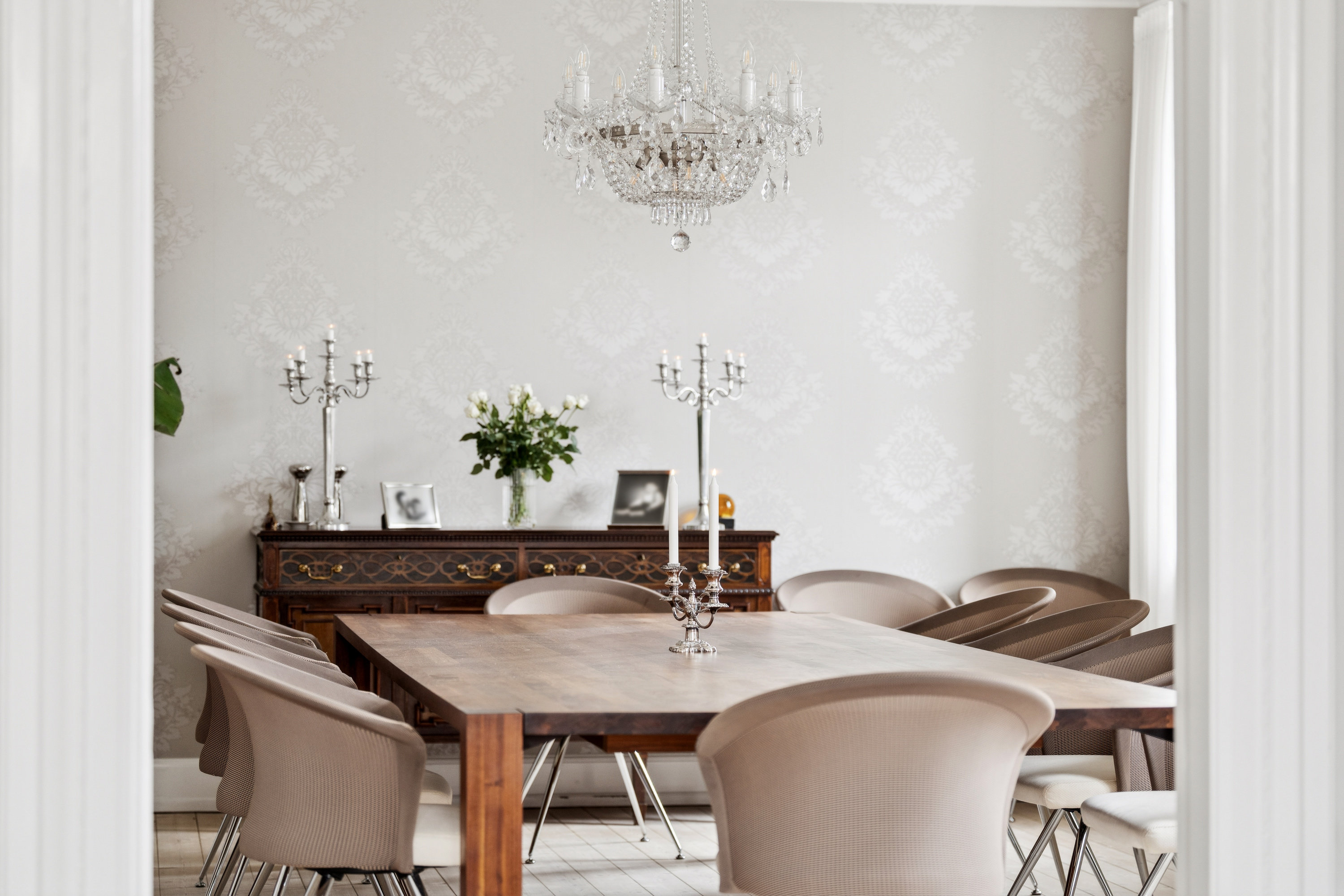 Fremhævet alrum billede i fuldskærmstilstand. Billede af Rafns Alle 2, 9000 Aalborg