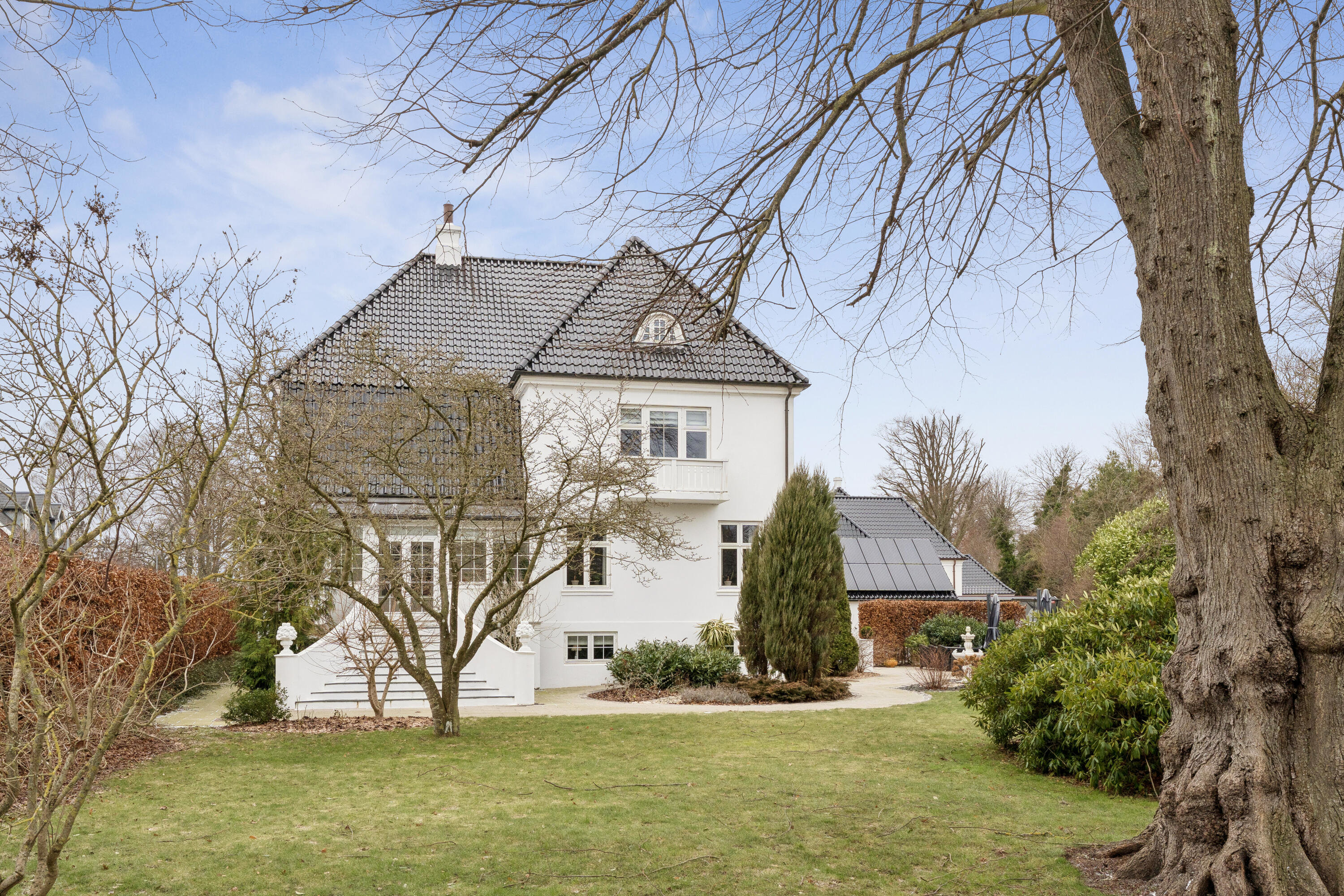 Fremhævet andet billede i fuldskærmstilstand. Billede af Rafns Alle 2, 9000 Aalborg