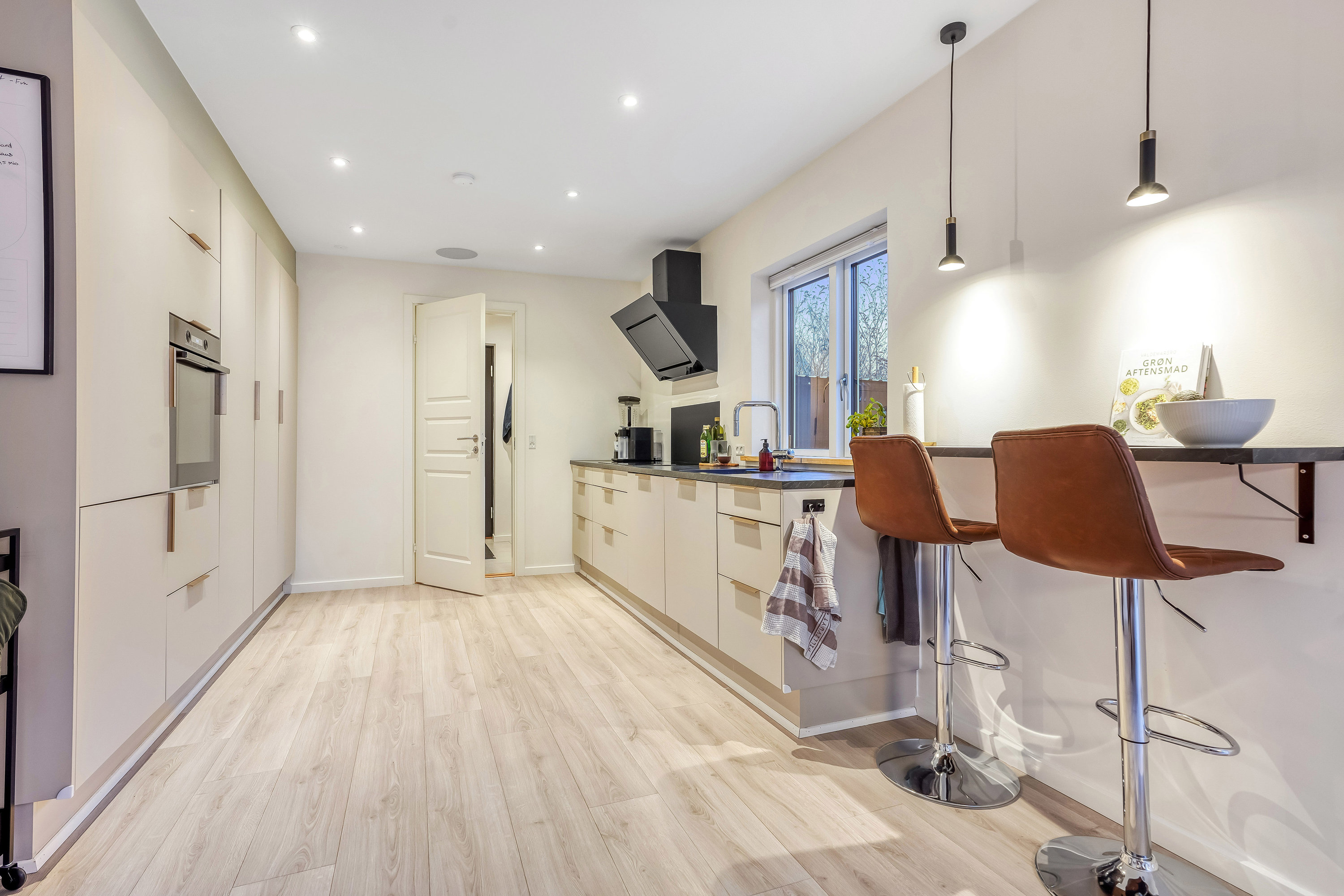 Fremhævet køkken billede i fuldskærmstilstand. Billede af Holstedvej 36, Bolbro, 5200 Odense V