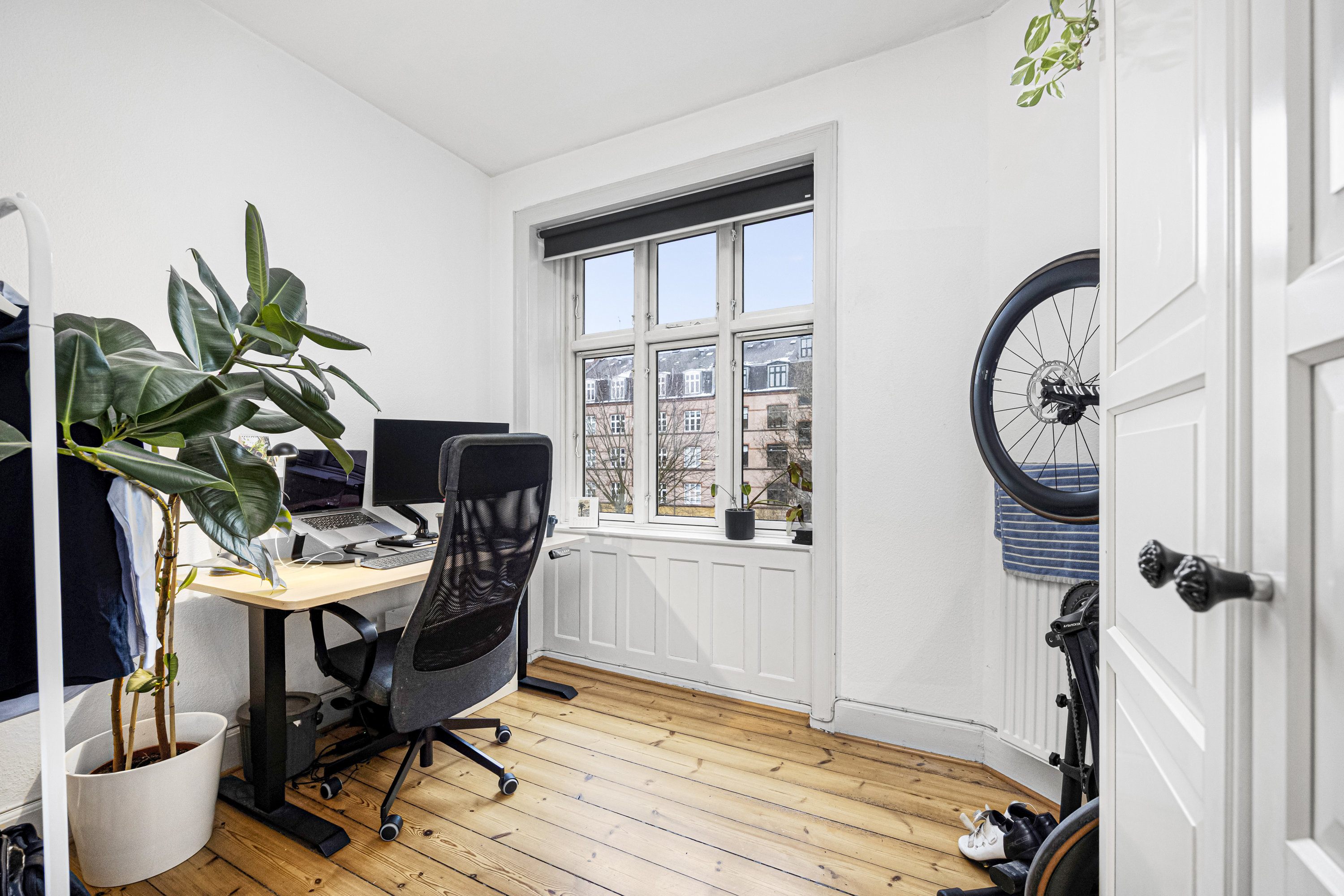 Fremhævet  billede i fuldskærmstilstand. Billede af Bentzonsvej 34, 2. tv., 2000 Frederiksberg