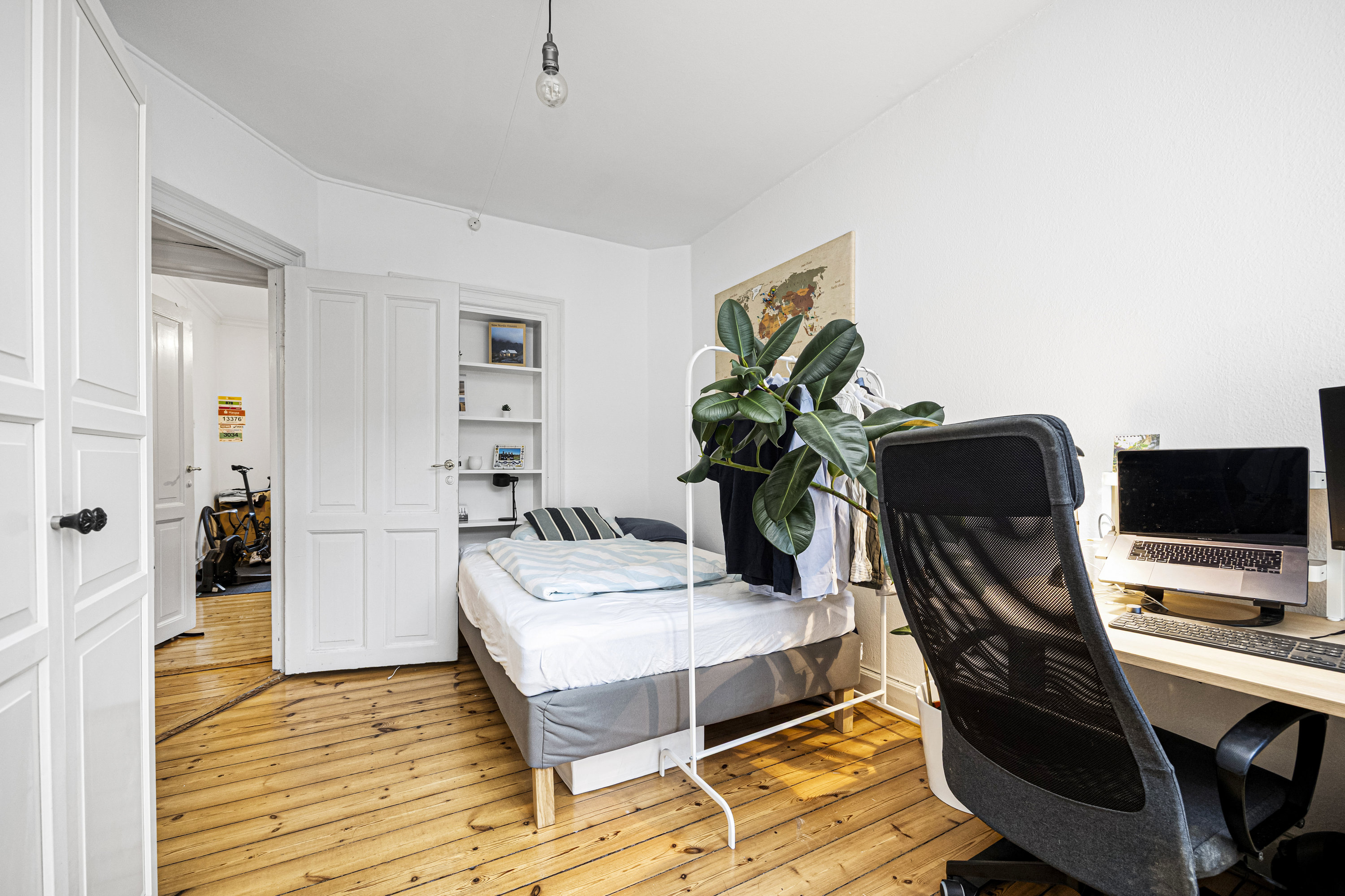 Fremhævet  billede i fuldskærmstilstand. Billede af Bentzonsvej 34, 2. tv., 2000 Frederiksberg