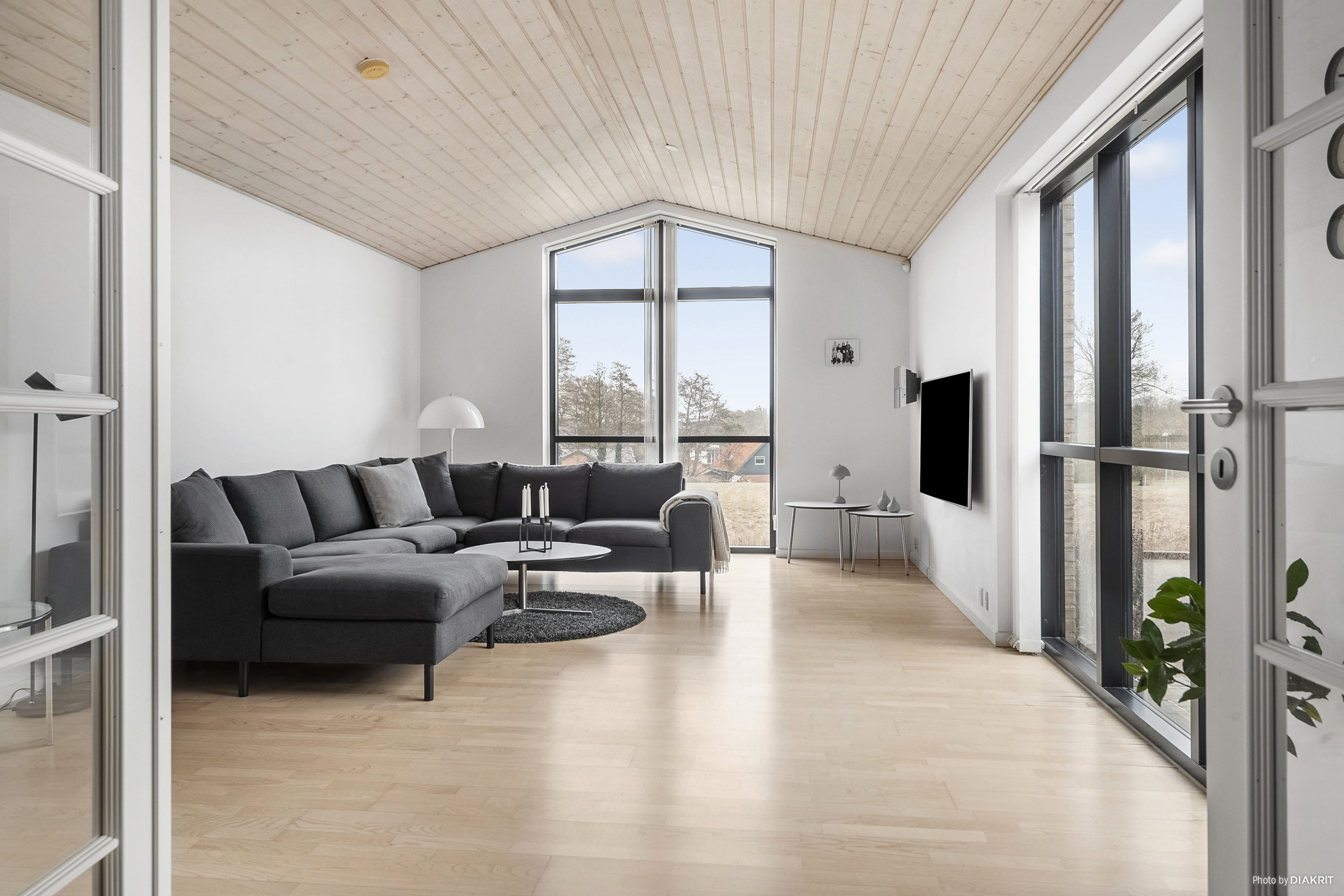 Fremhævet stue billede i fuldskærmstilstand. Billede af Jordsteds Ager 44, 8300 Odder